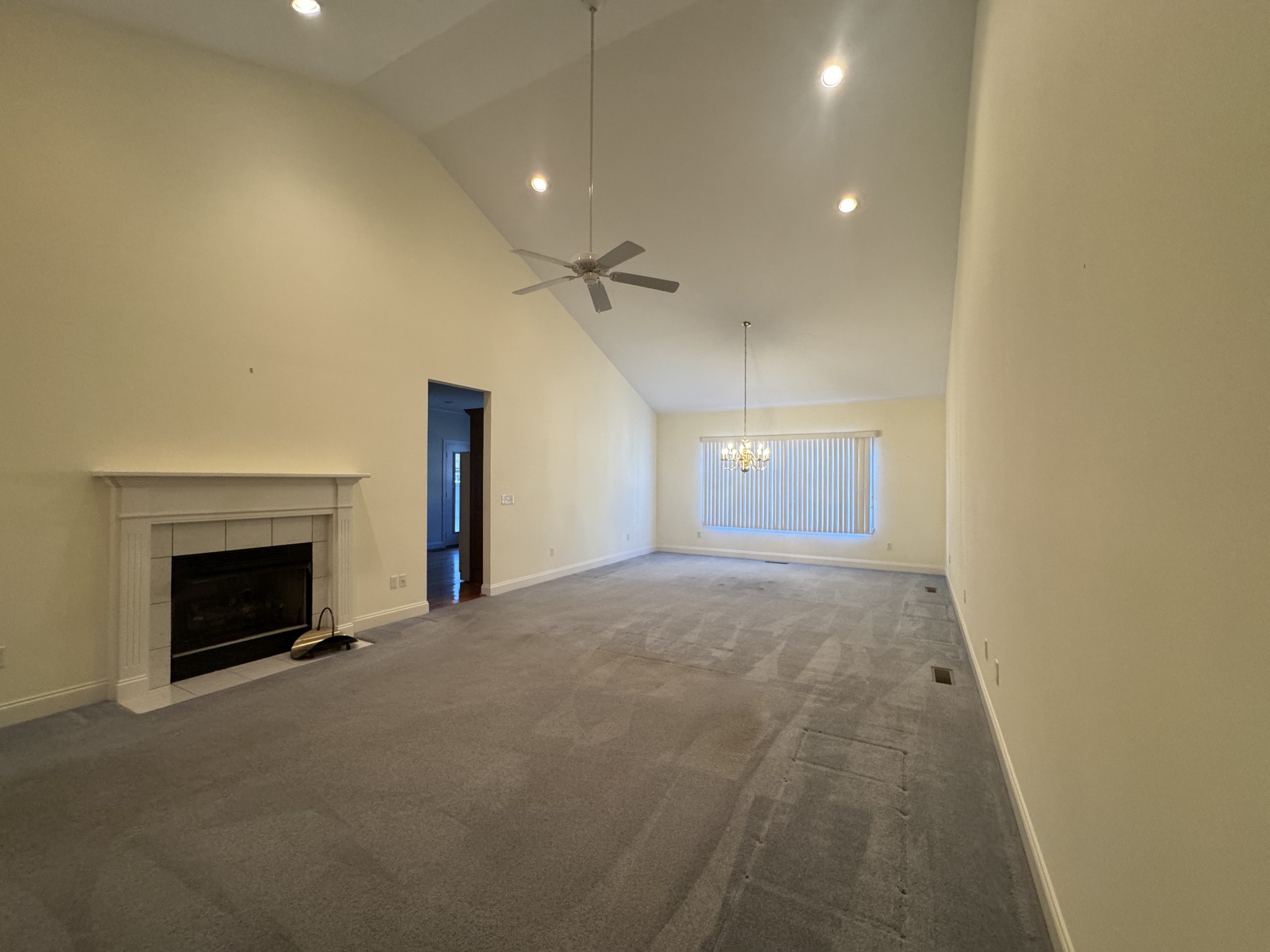 111 Kensington Ln Property Photo 5