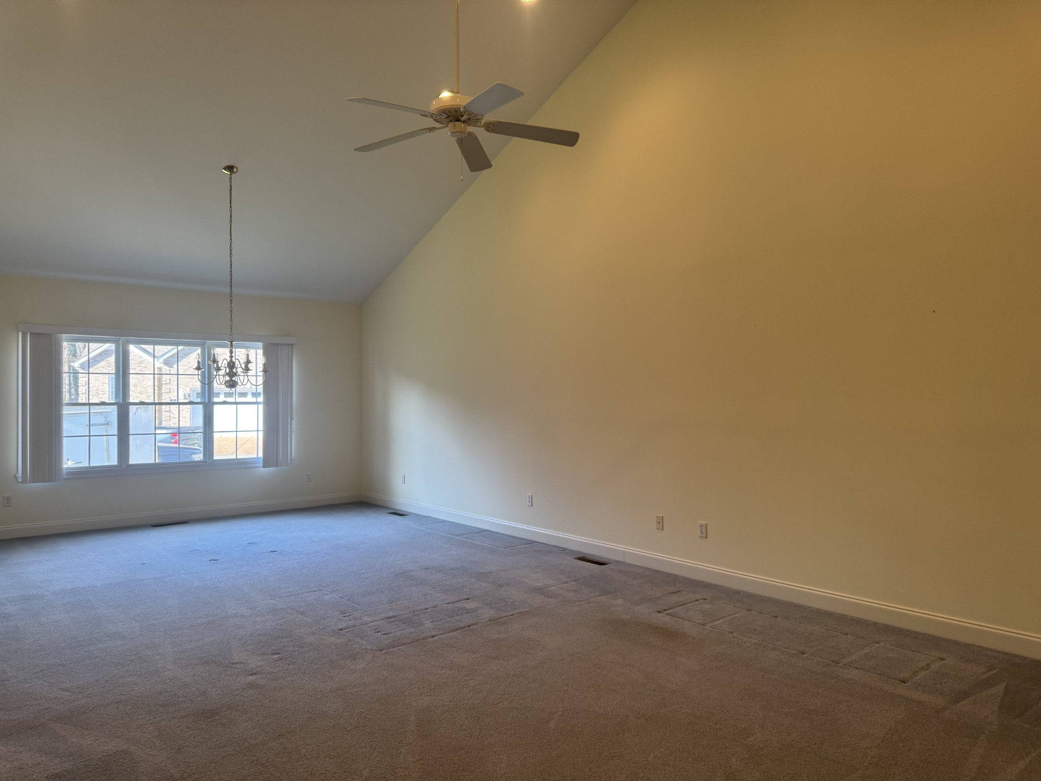 111 Kensington Ln Property Photo 6