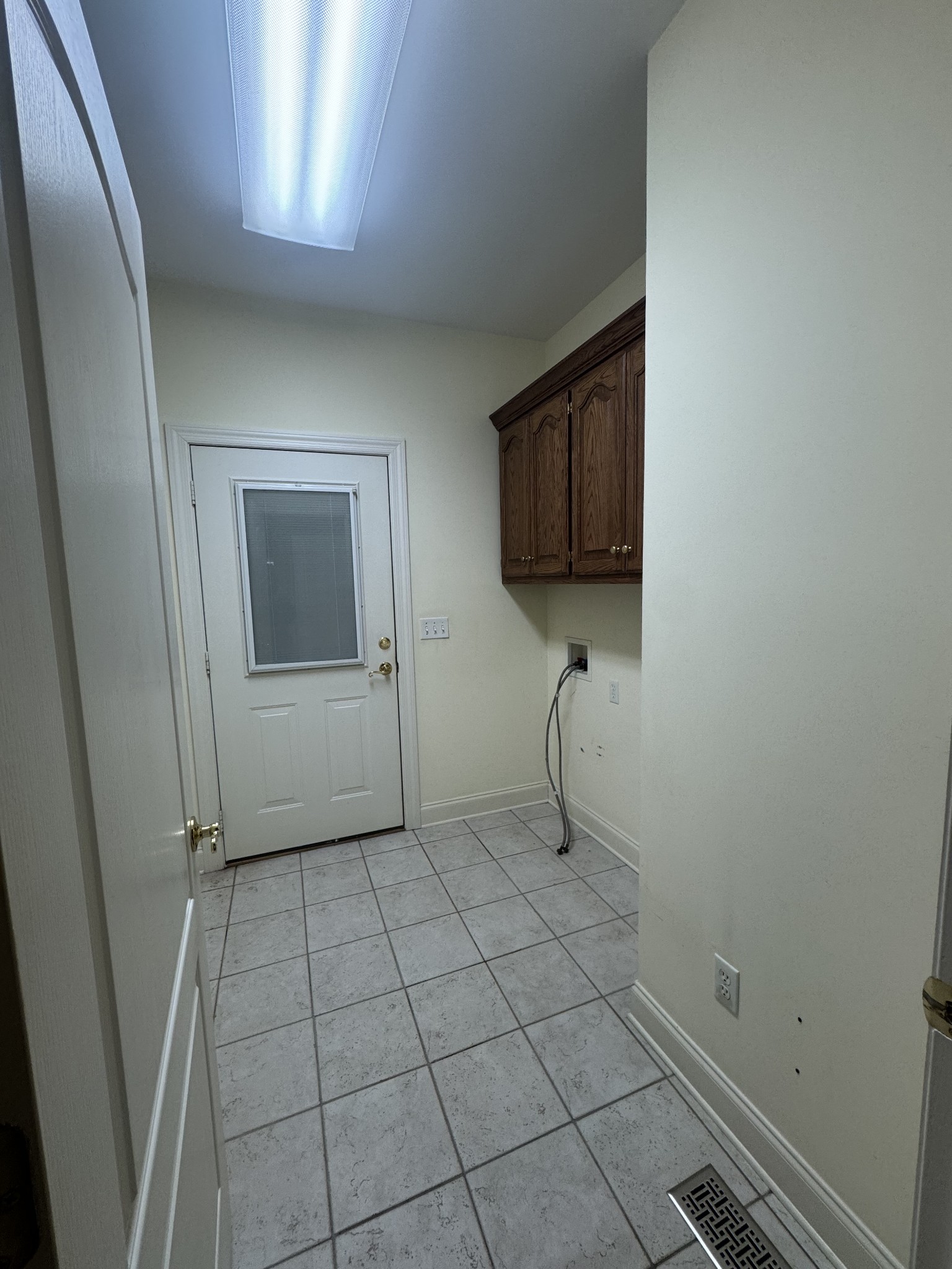 111 Kensington Ln Property Photo 19