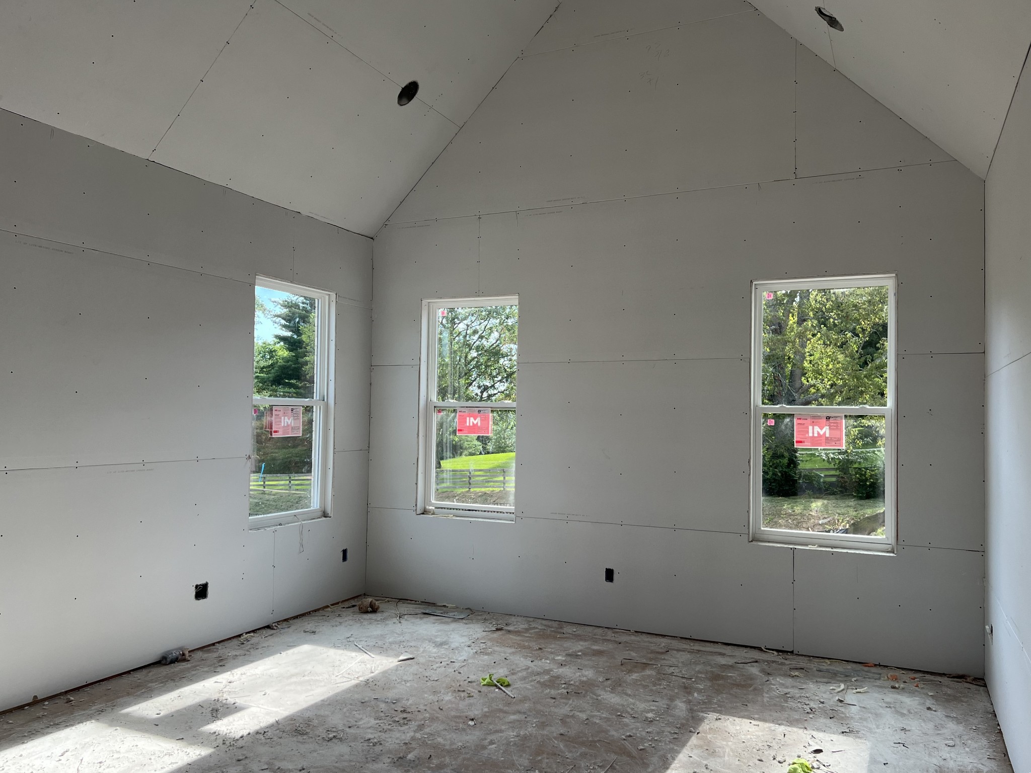 1007 Laguna Drive Property Photo 4