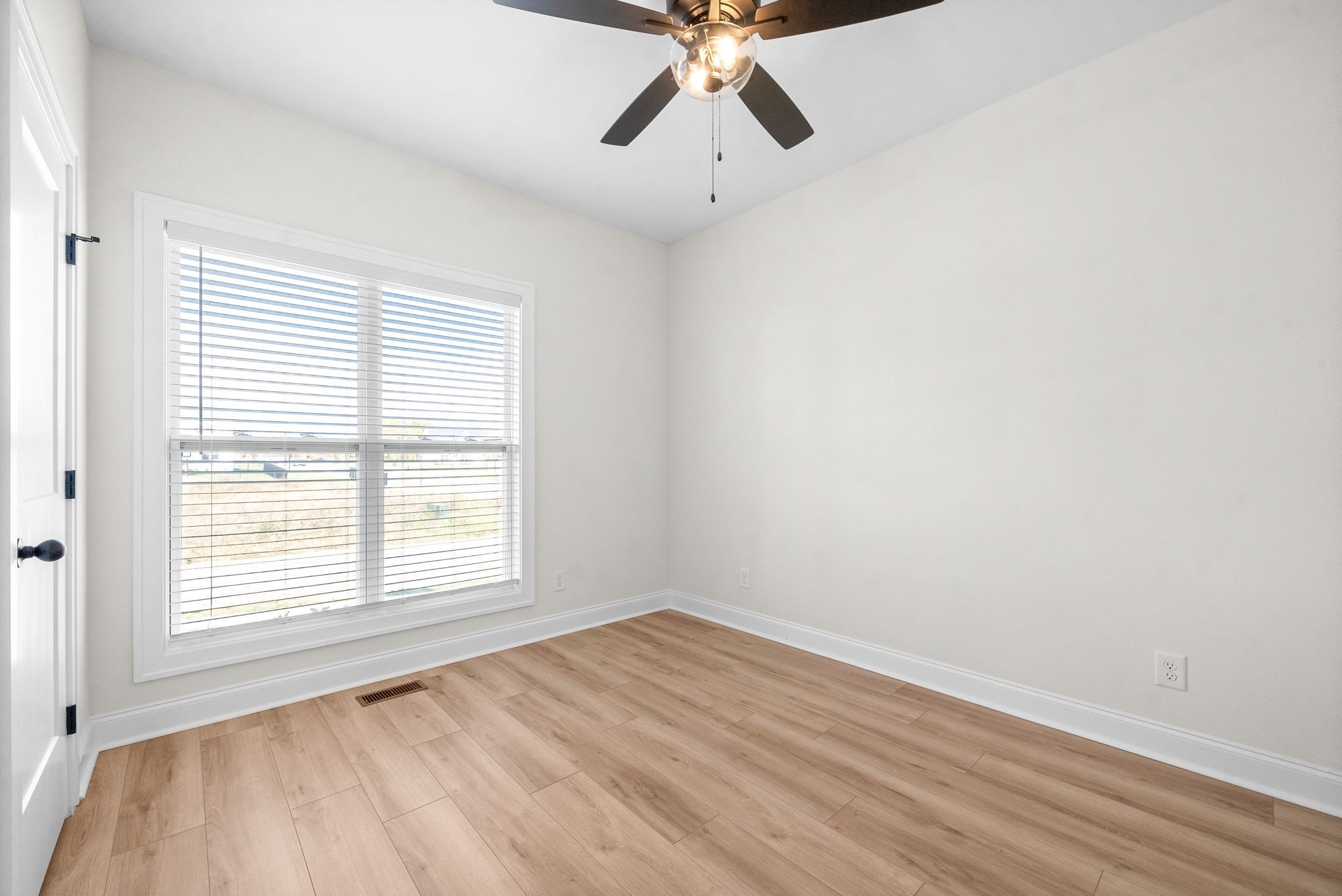498 Spiderwort Drive Property Photo 17
