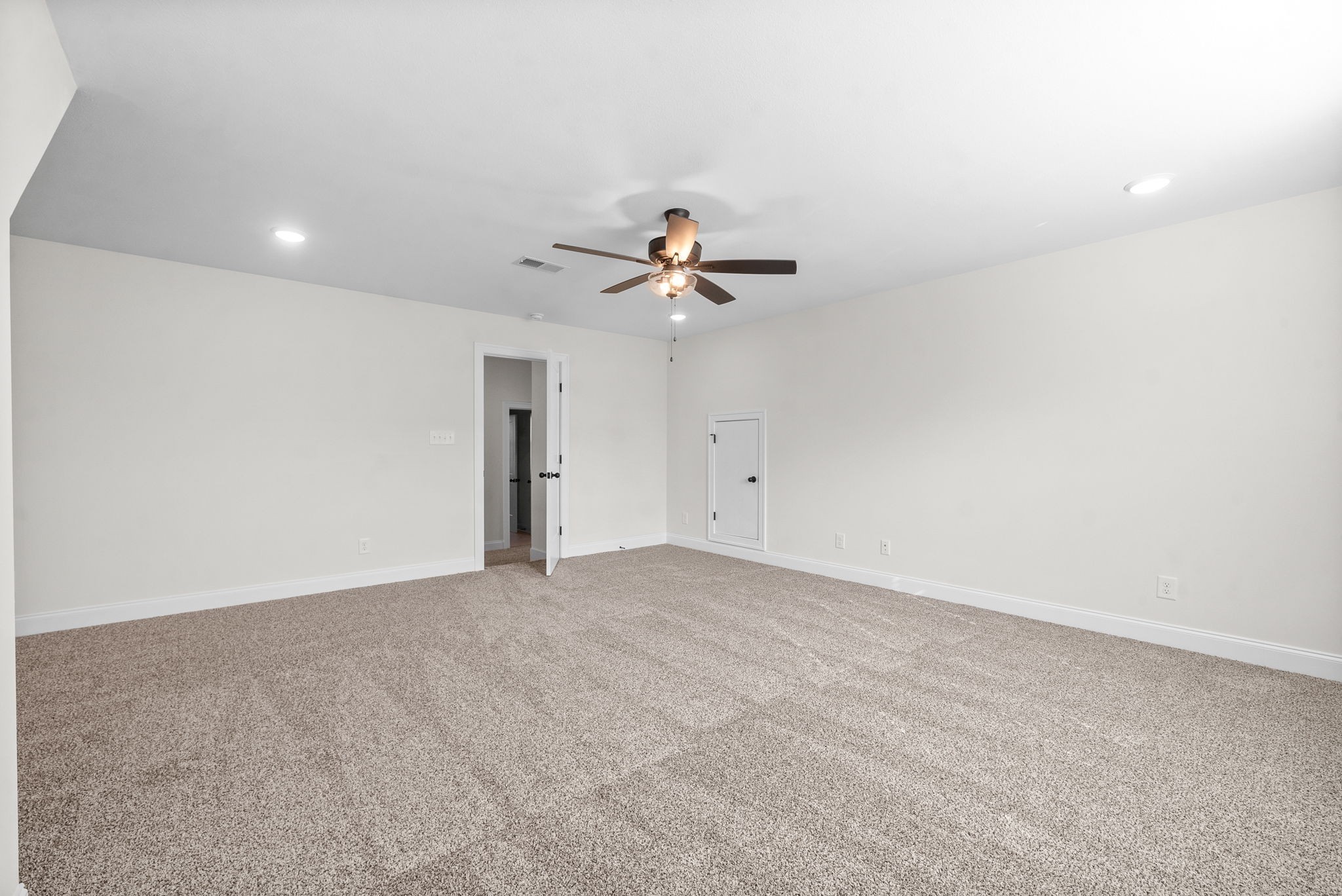 498 Spiderwort Drive Property Photo 36