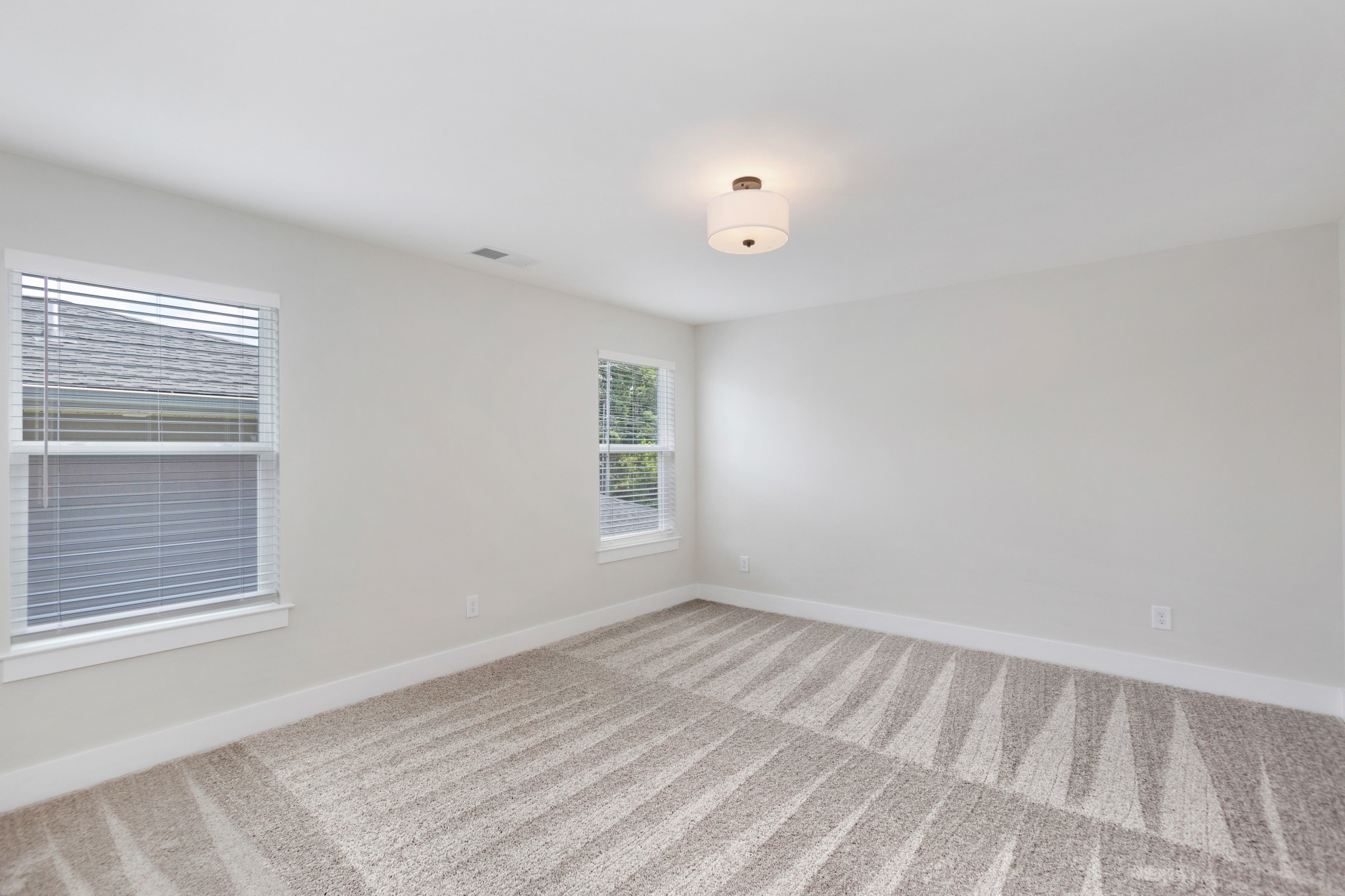 304 Jasmine Park Property Photo 25