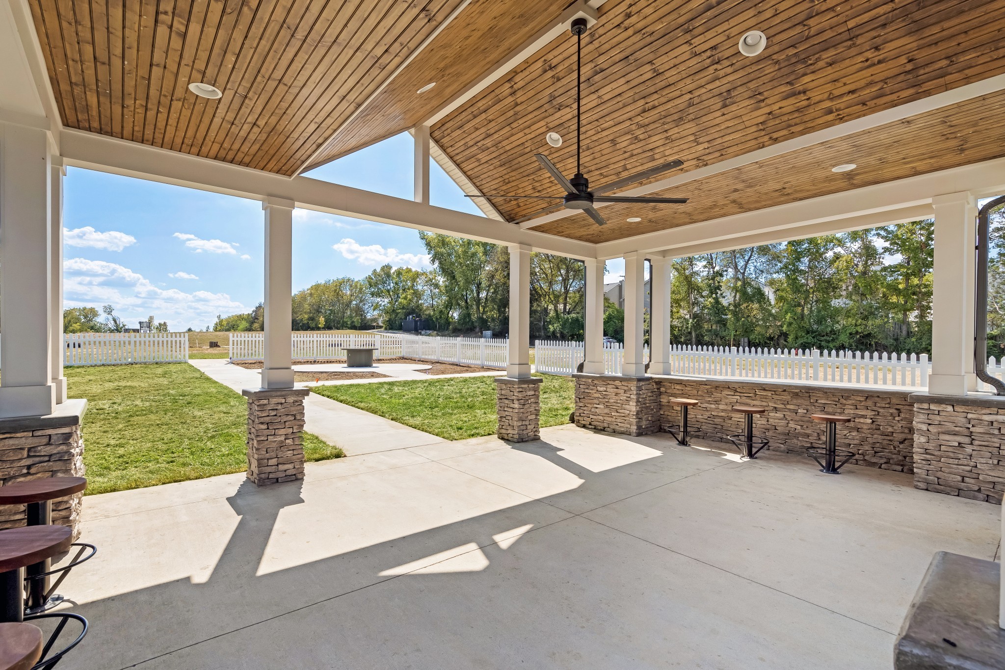 309 Jasmine Park Dr Property Photo 34