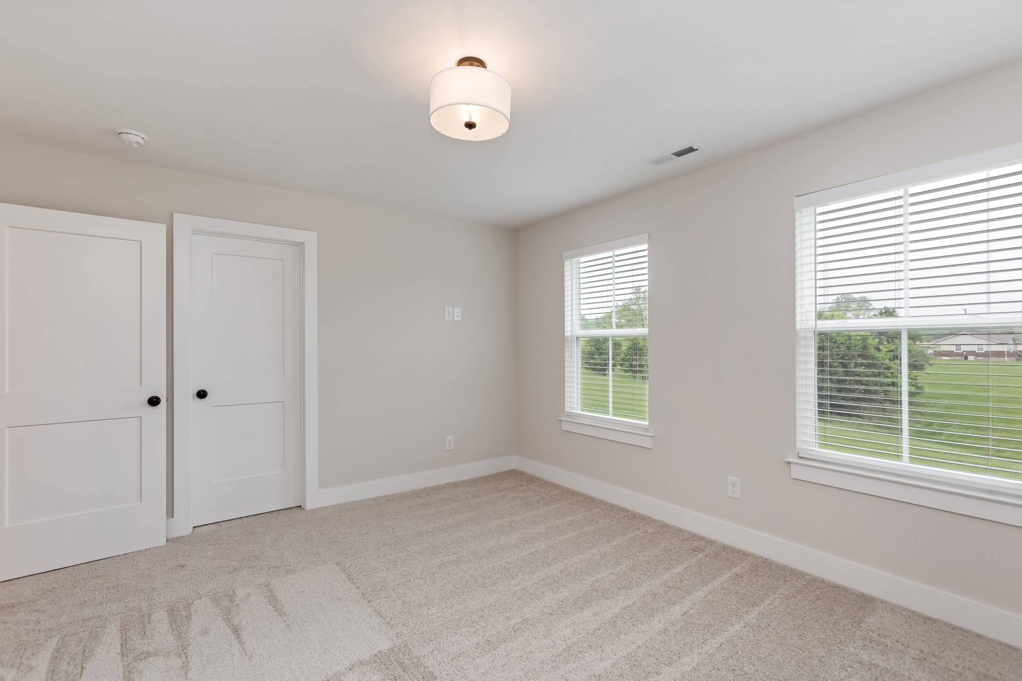 308 Jasmine Park Property Photo 46
