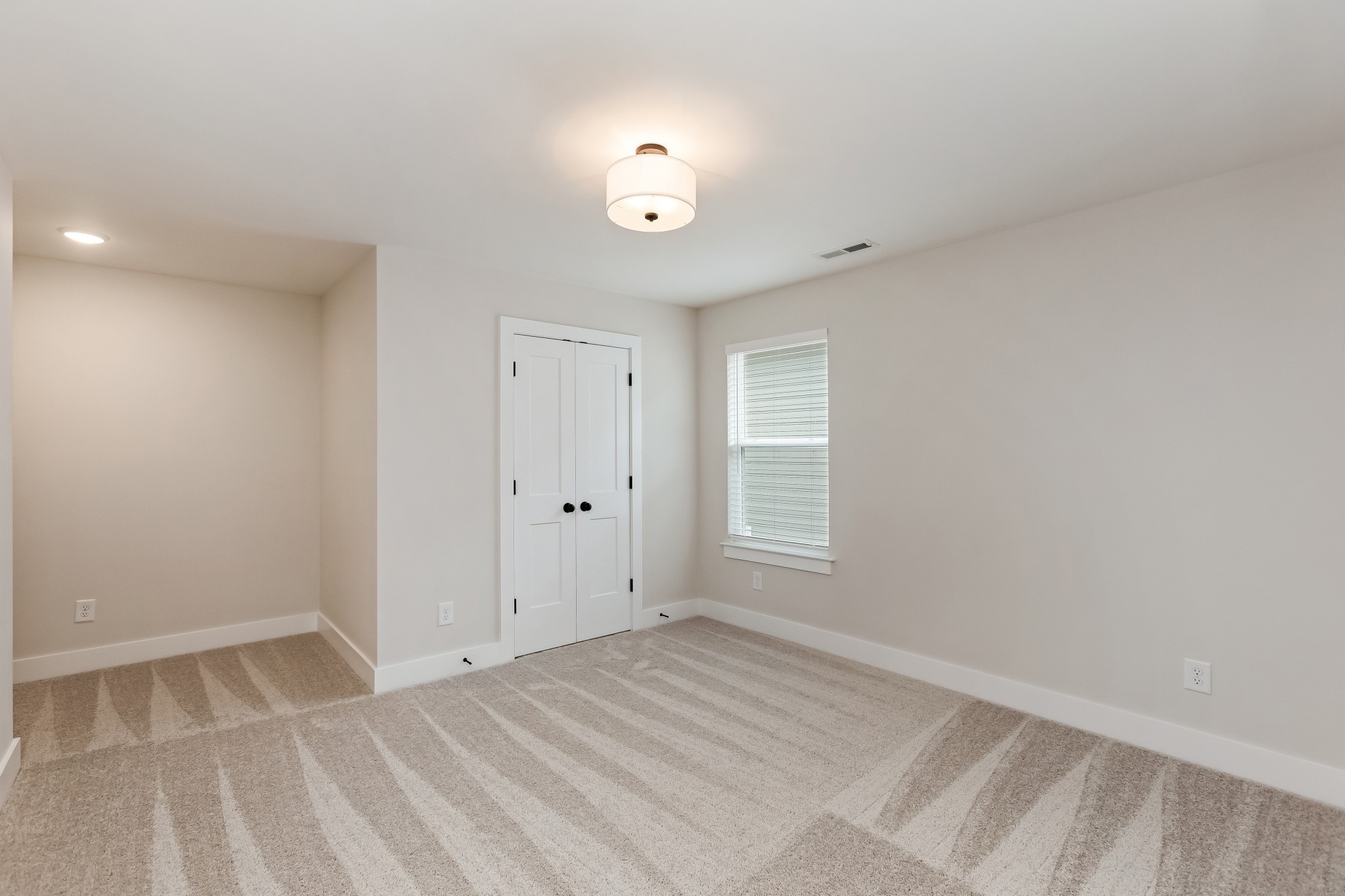 308 Jasmine Park Property Photo 49