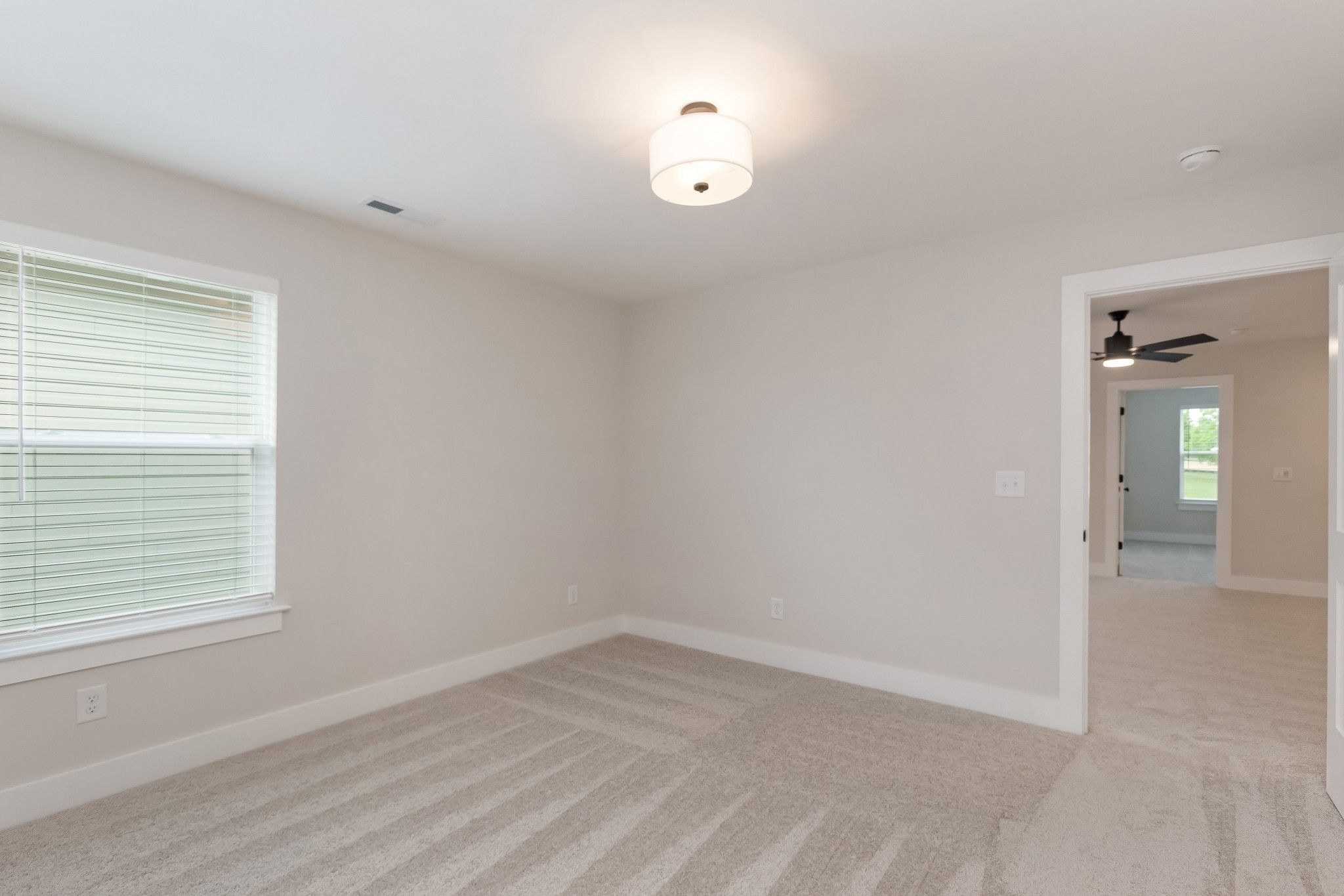 308 Jasmine Park Property Photo 50