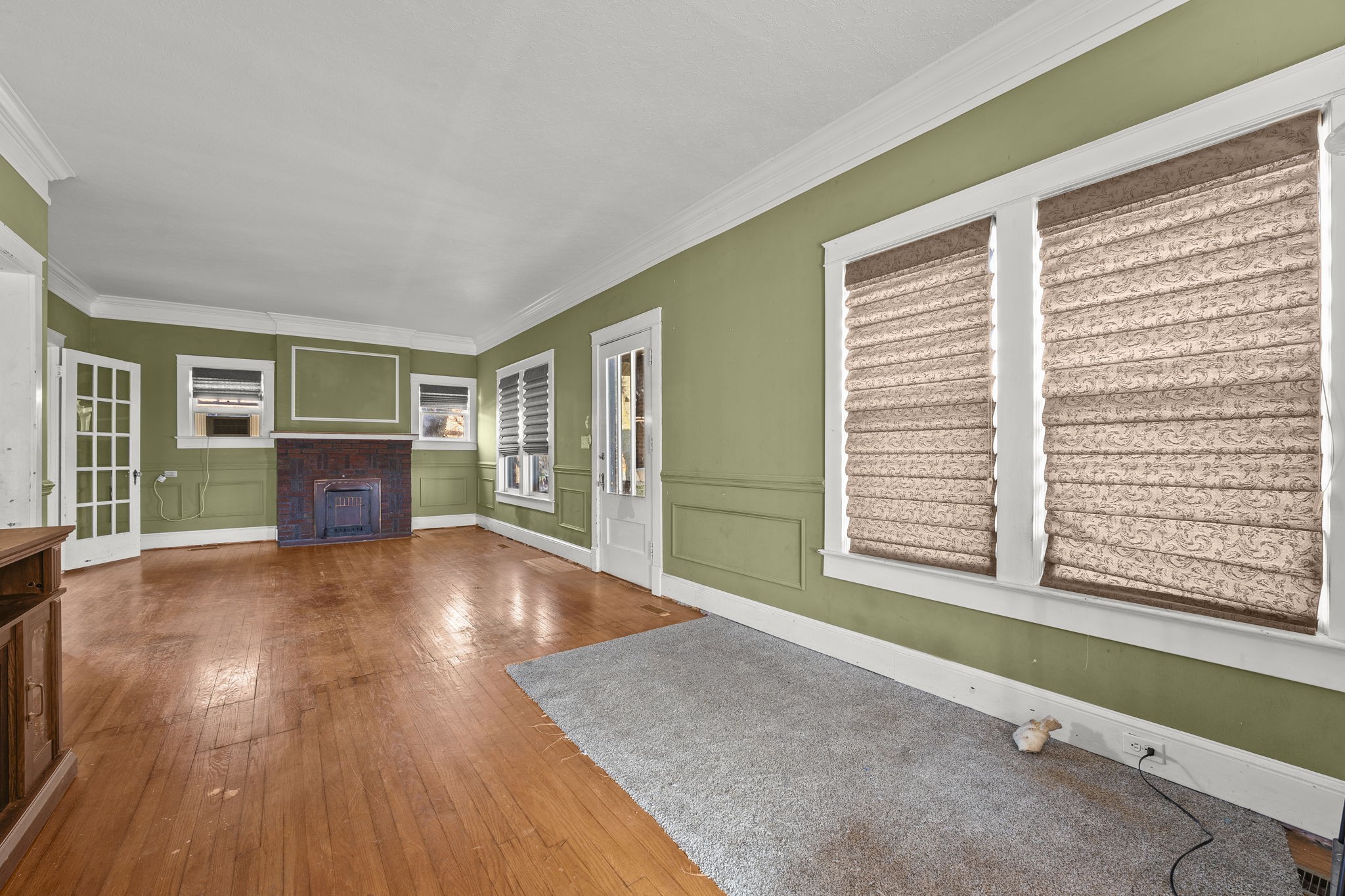 211 N Jefferson St Property Photo 5