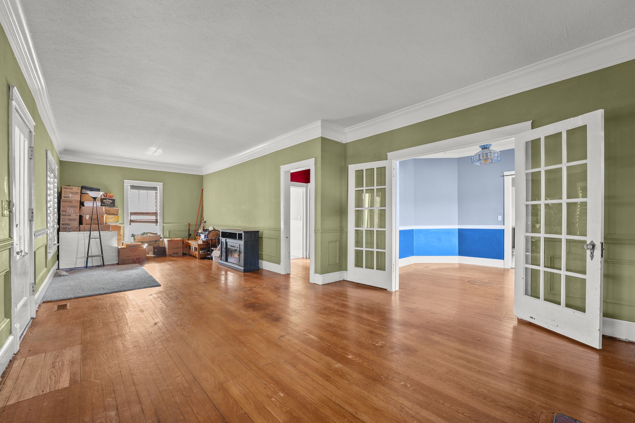 211 N Jefferson St Property Photo 6