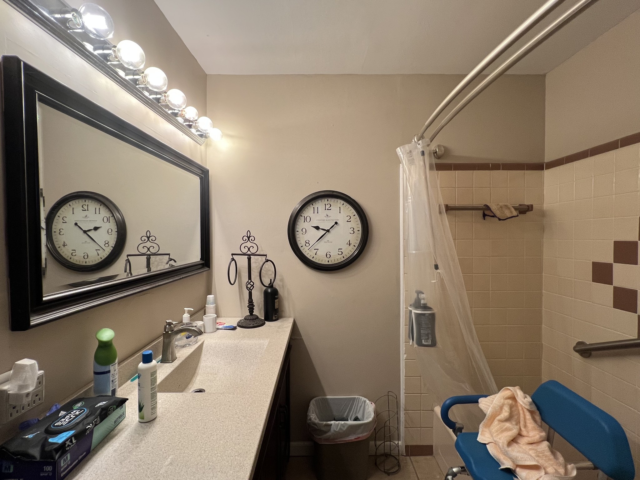 2523 Timberwood Dr Property Photo 19