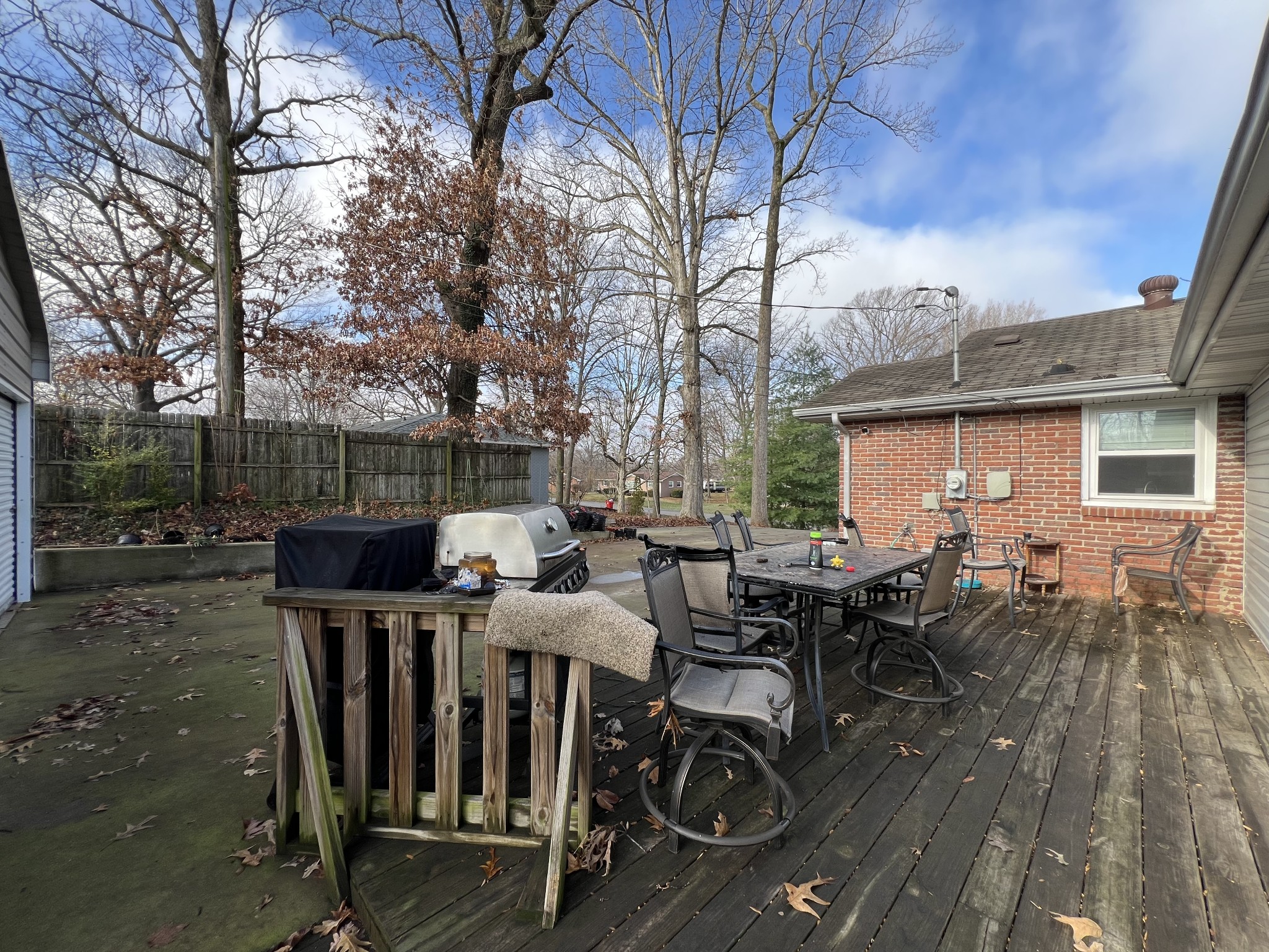 2523 Timberwood Dr Property Photo 24