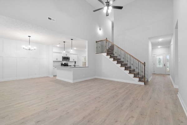 427 Blue Ridge Ct Property Photo 4