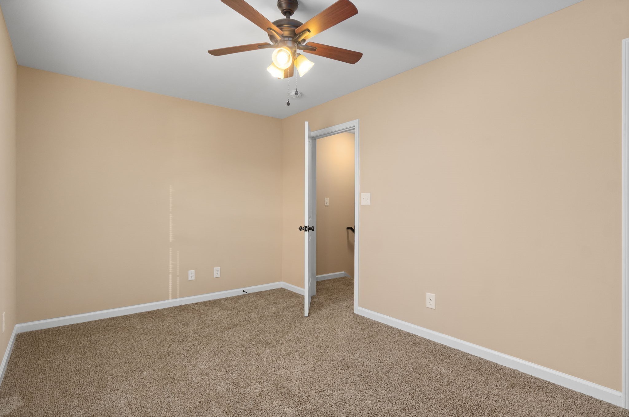1110 Ashridge Drive Property Photo 16