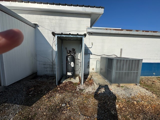 2836 Hwy 31w Property Photo 32