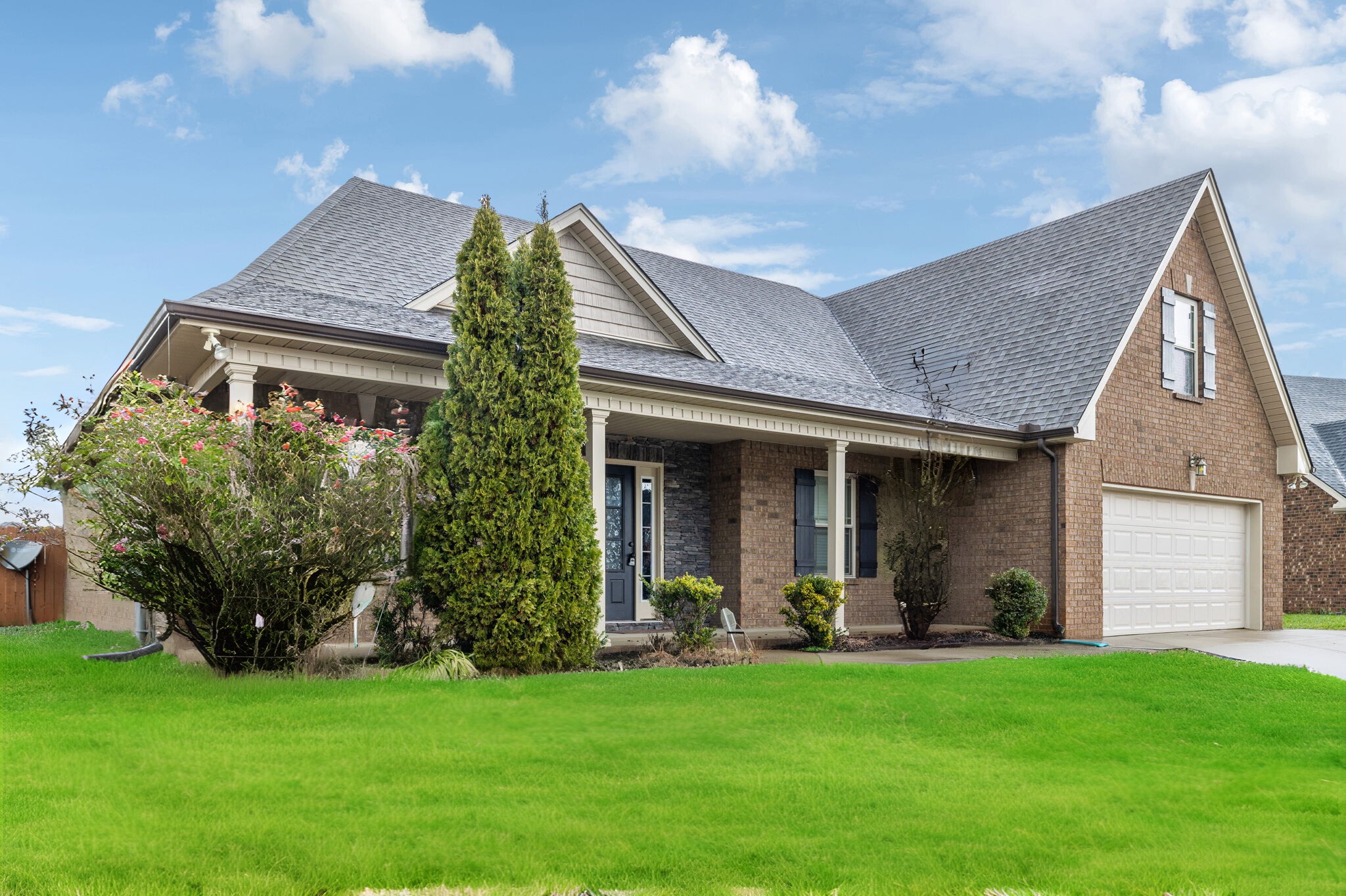 5126 Luna Moth Ln Property Photo 1