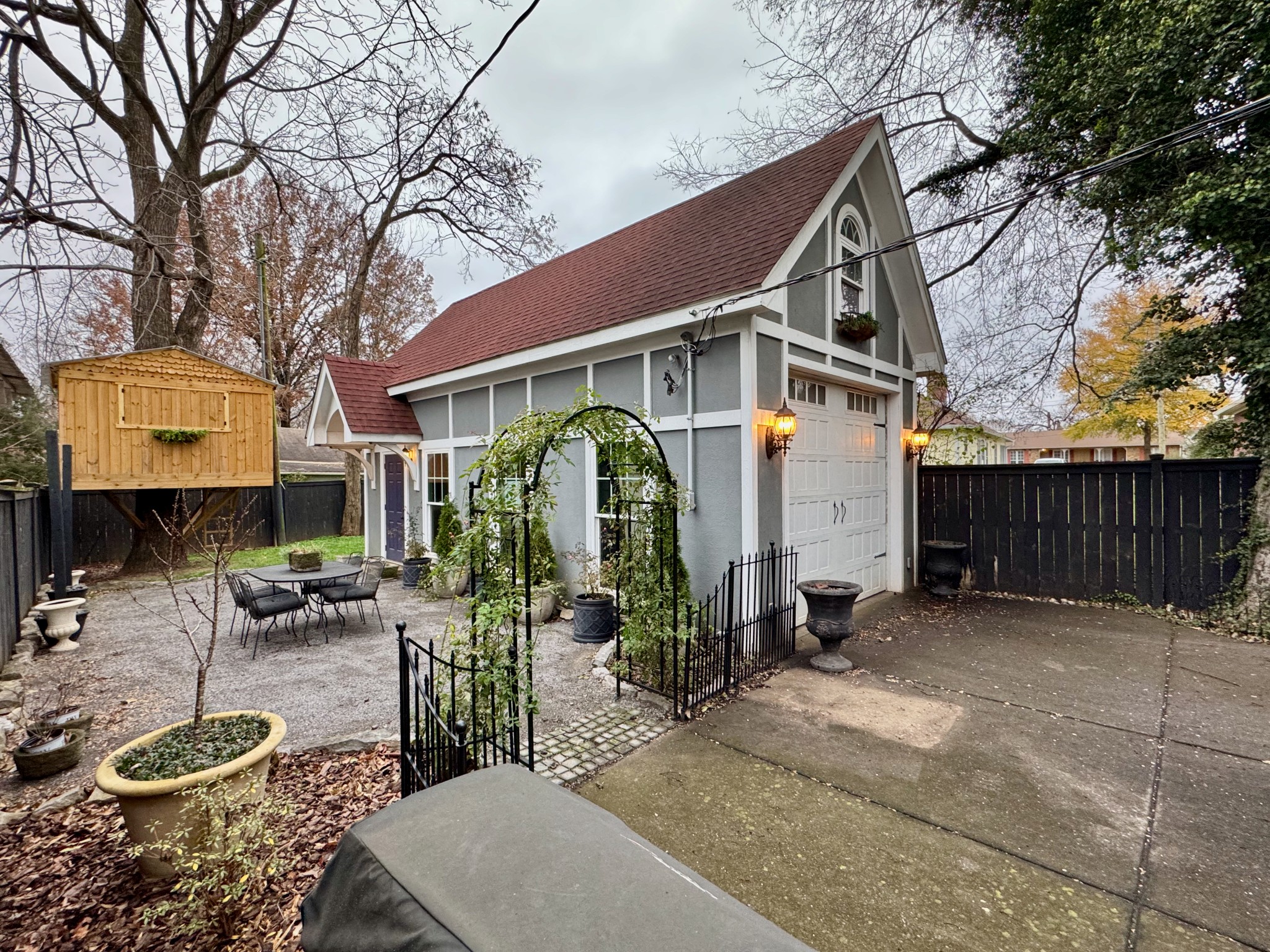 115 N Highland Ave Property Photo 23