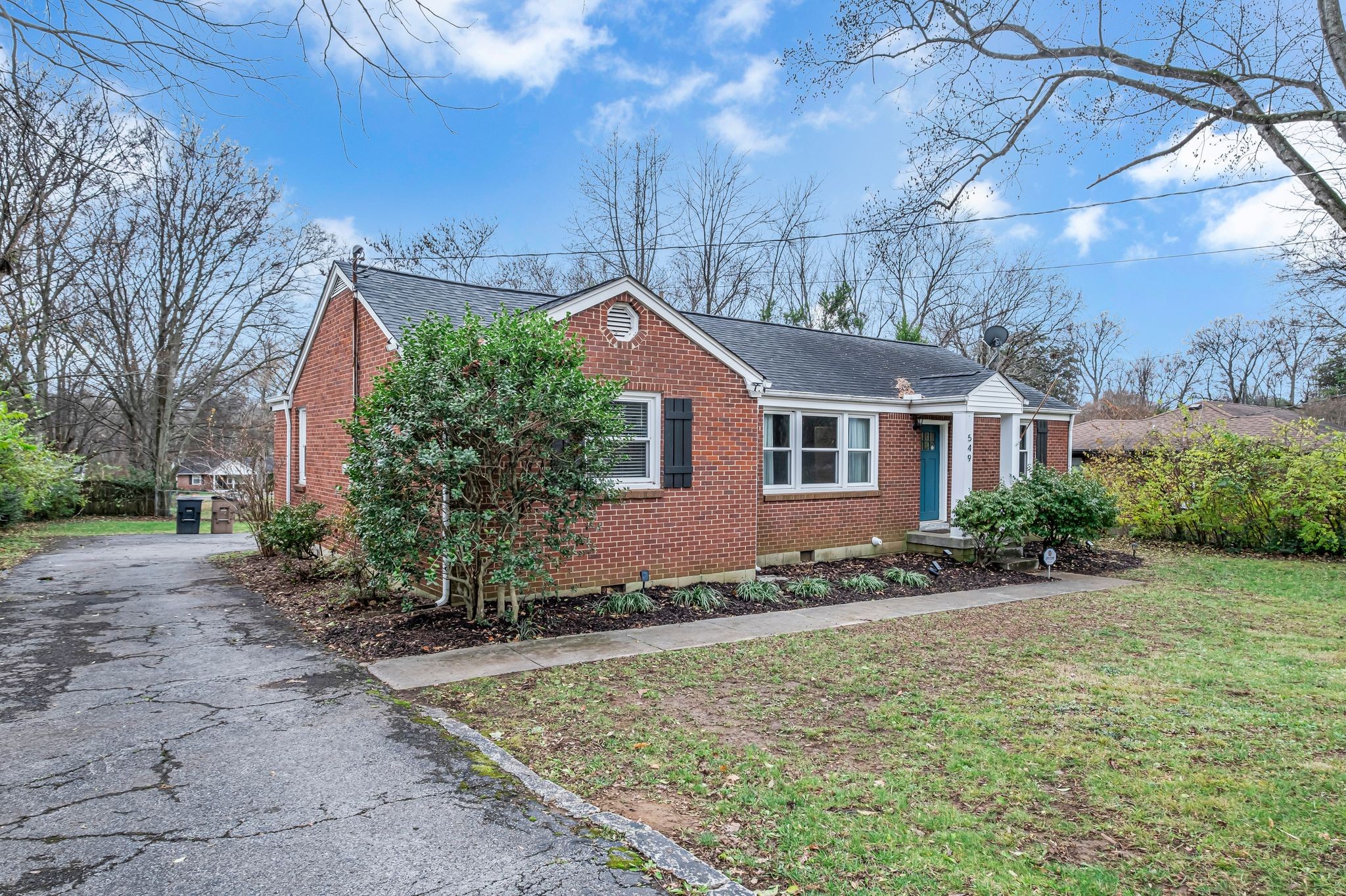 549 Elysian Fields Rd Property Photo 3