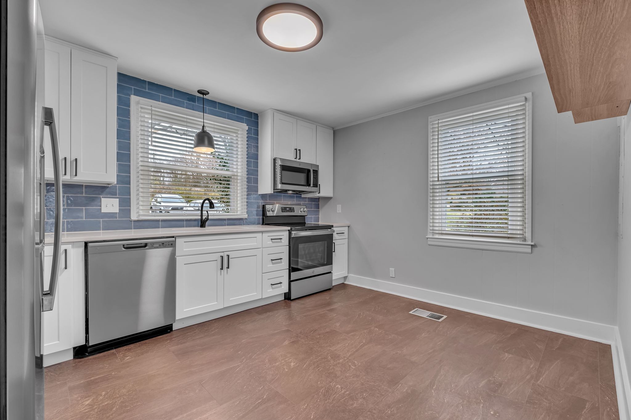 549 Elysian Fields Rd Property Photo 8