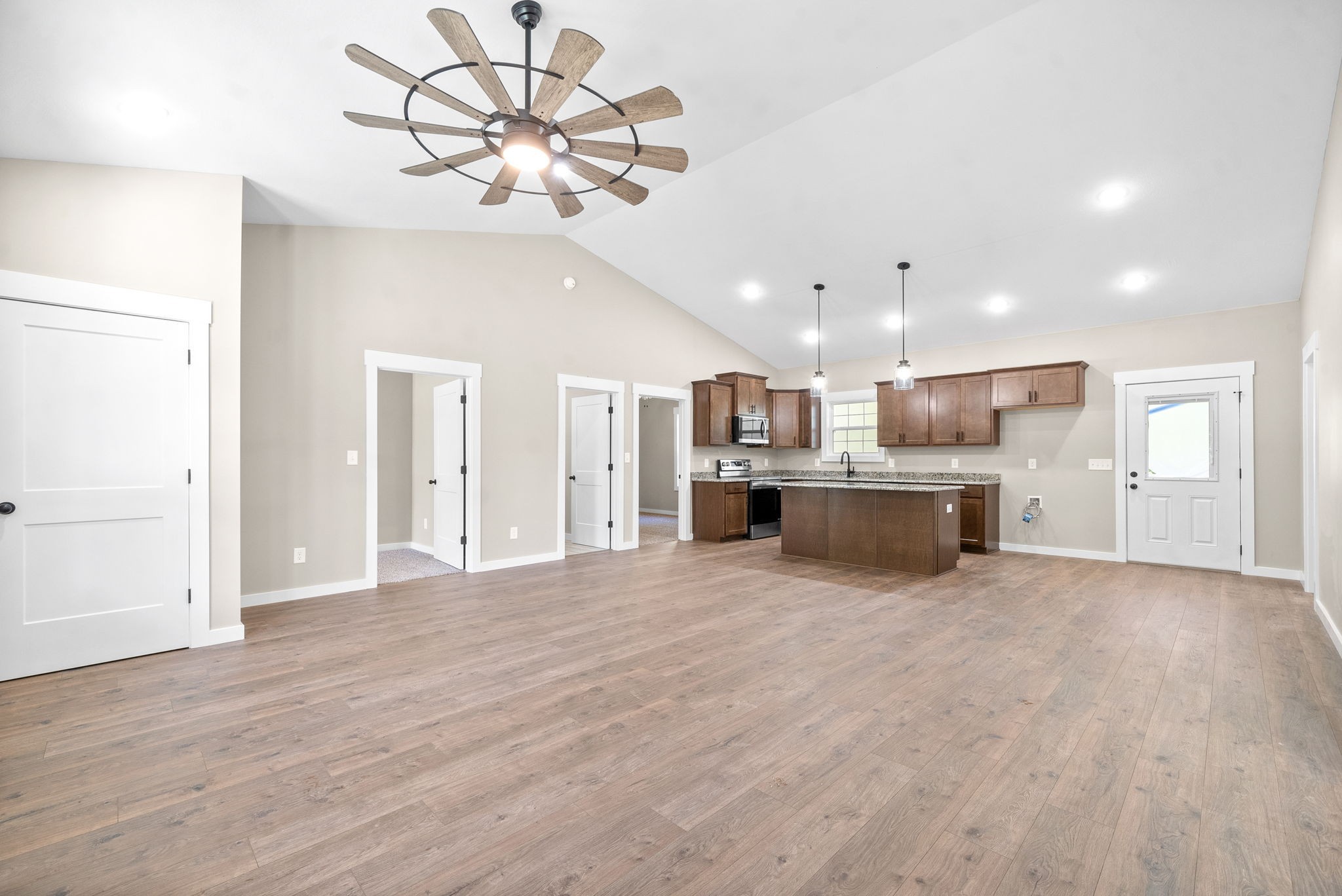 368 Rocky Top Lane Property Photo 12