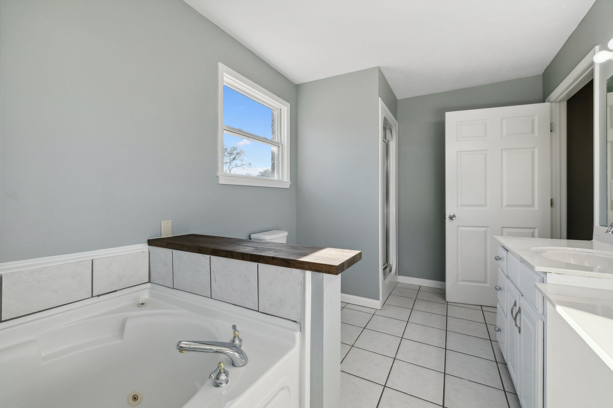 104 Ramsey Ln Property Photo 25