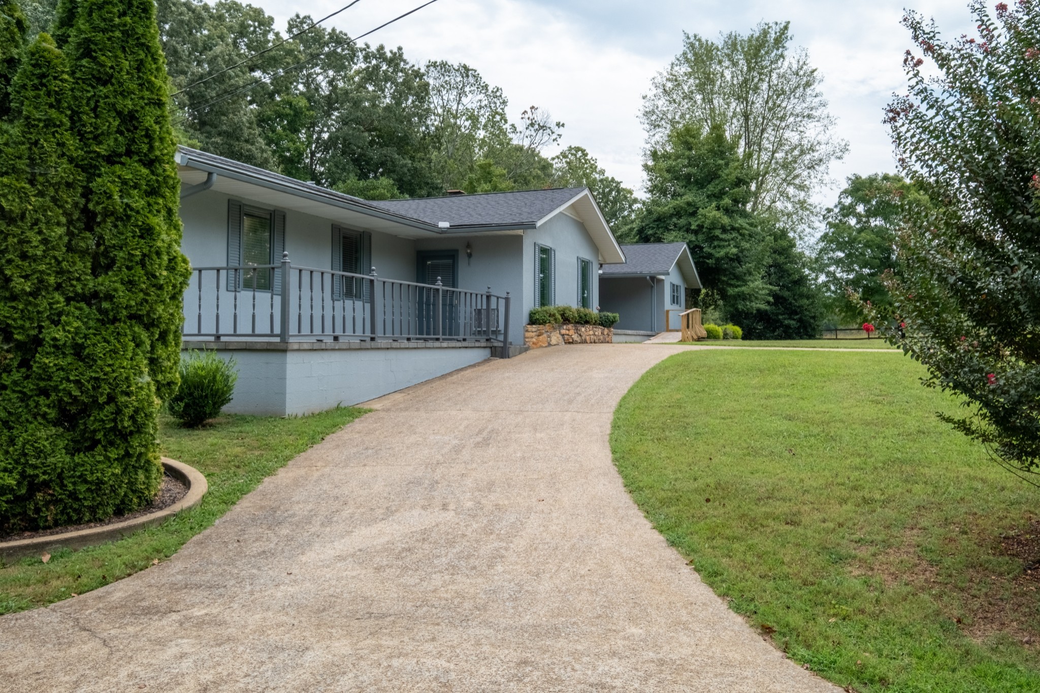 499 Pettus St Property Photo 2