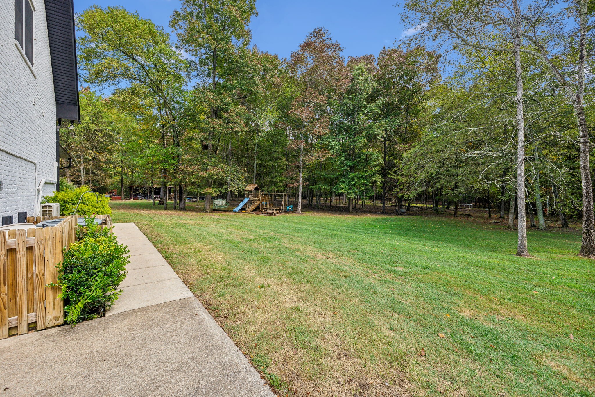 10795 Threet Rd Property Photo 34