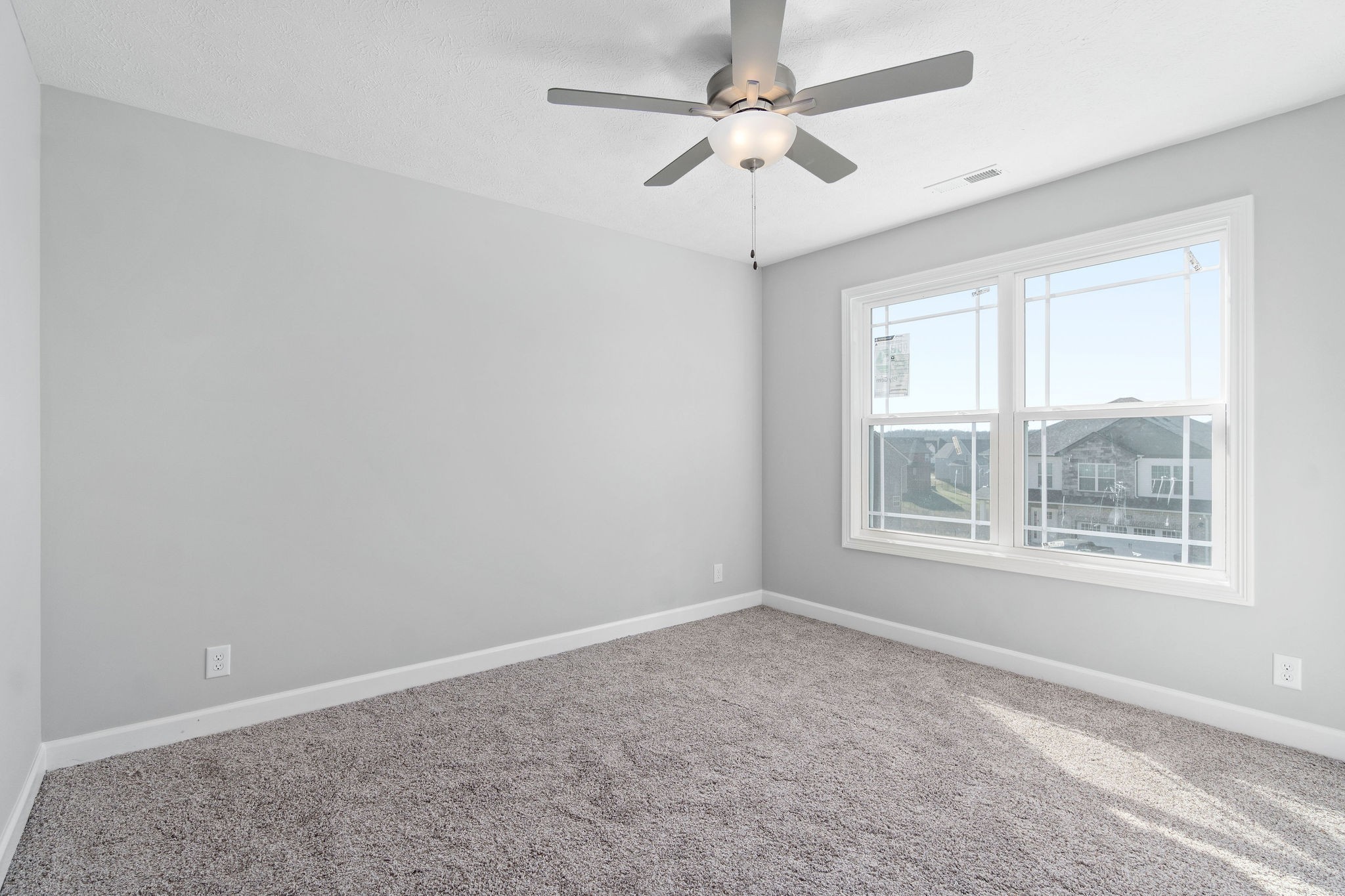 439 Blue Ridge Ct Property Photo 24