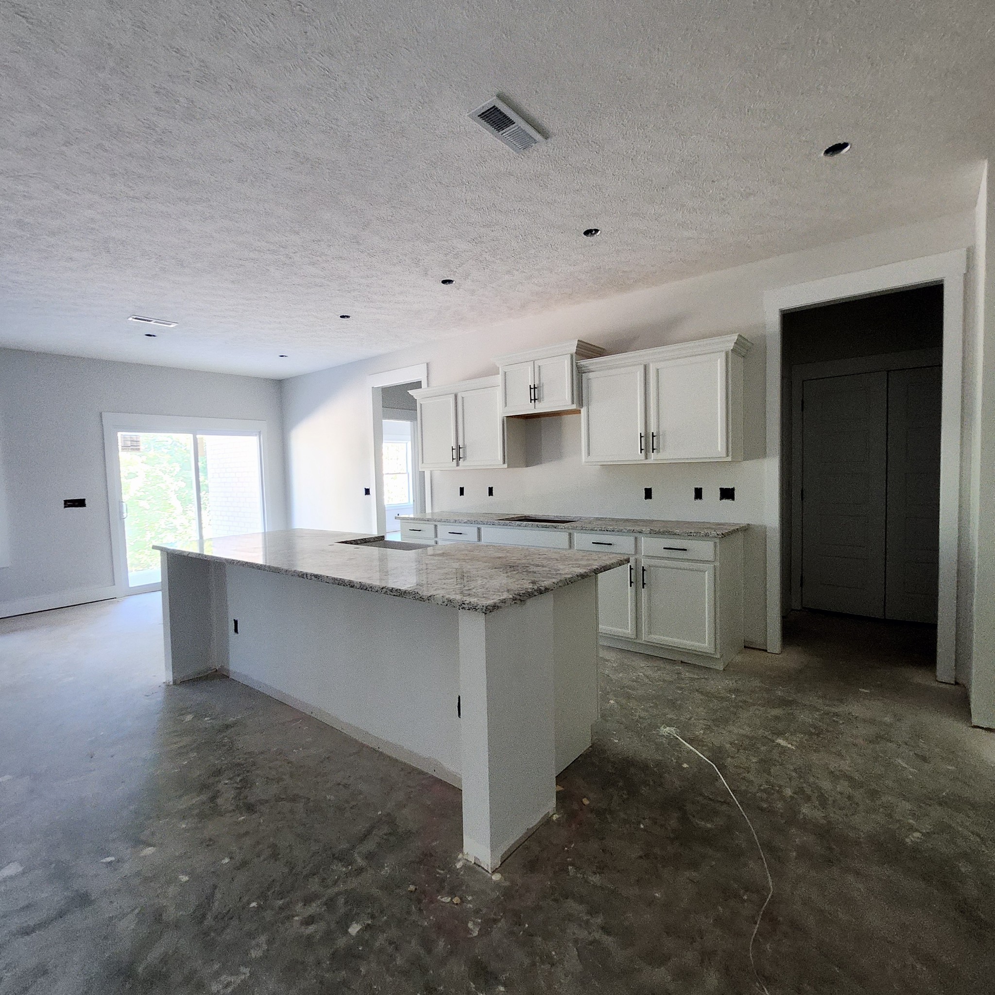 415 Blue Ridge Ct Property Photo 15