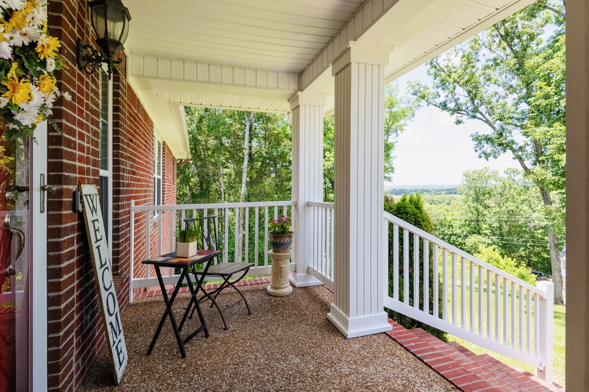 1555 Heller Rdg Property Photo 4