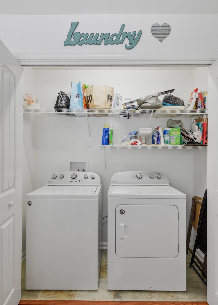1555 Heller Rdg Property Photo 17