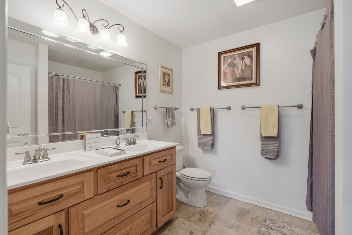 1555 Heller Rdg Property Photo 23