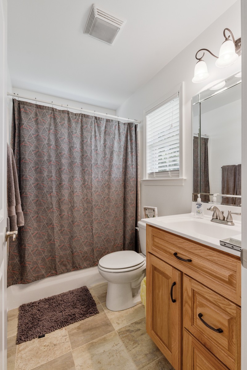 1555 Heller Rdg Property Photo 25