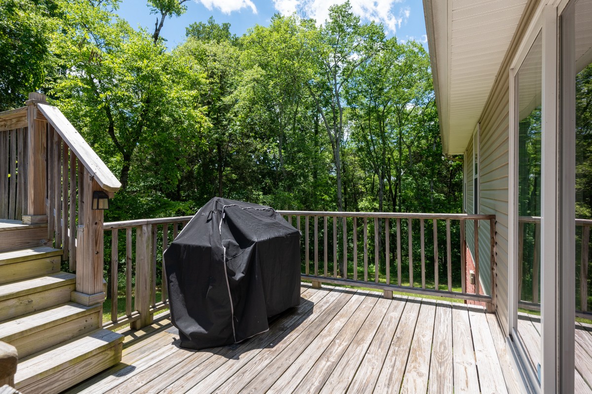 1555 Heller Rdg Property Photo 32