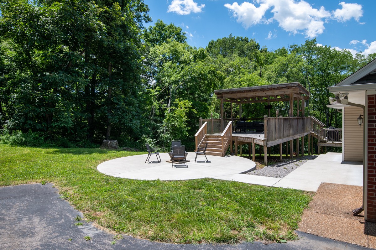 1555 Heller Rdg Property Photo 34