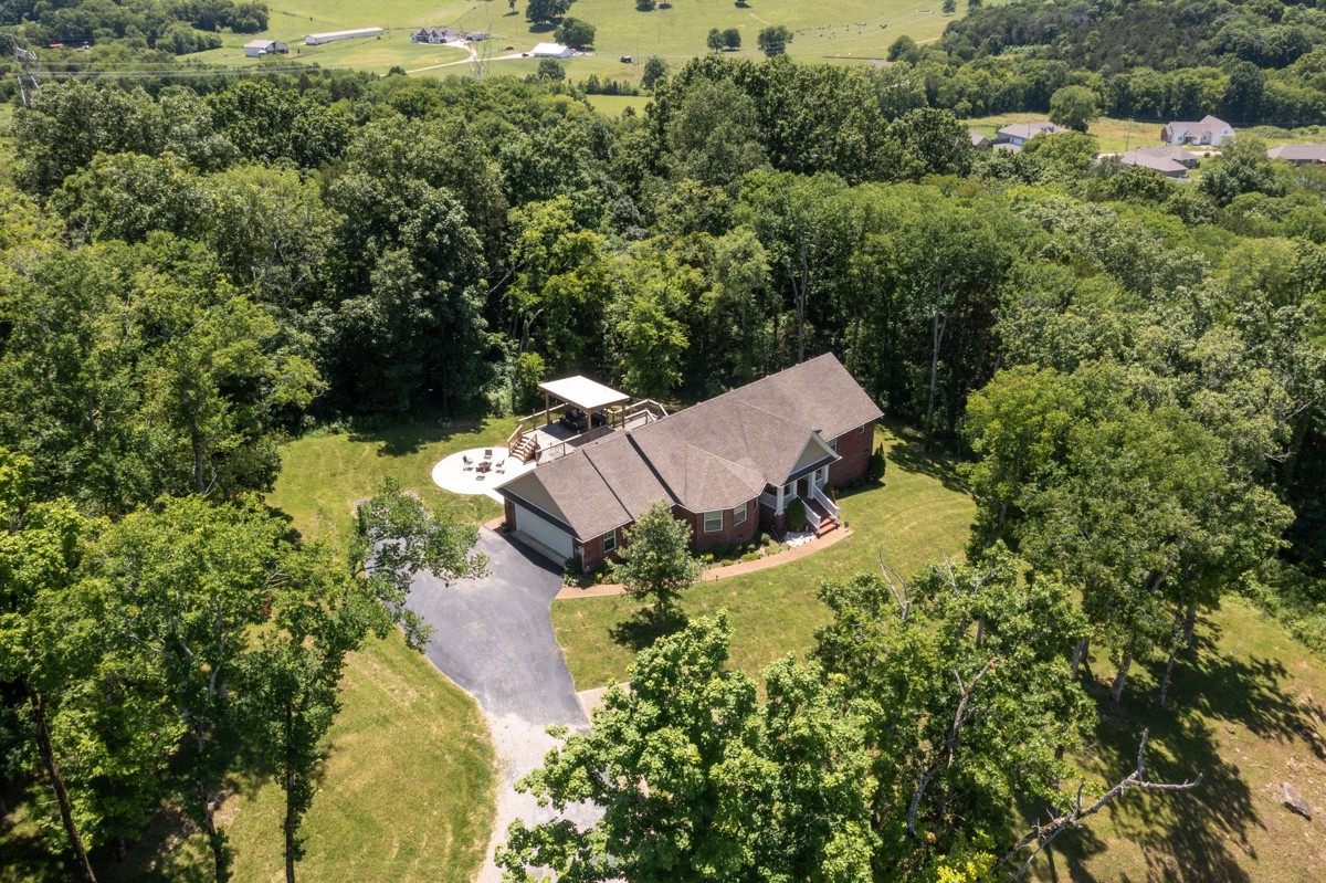 1555 Heller Rdg Property Photo 38
