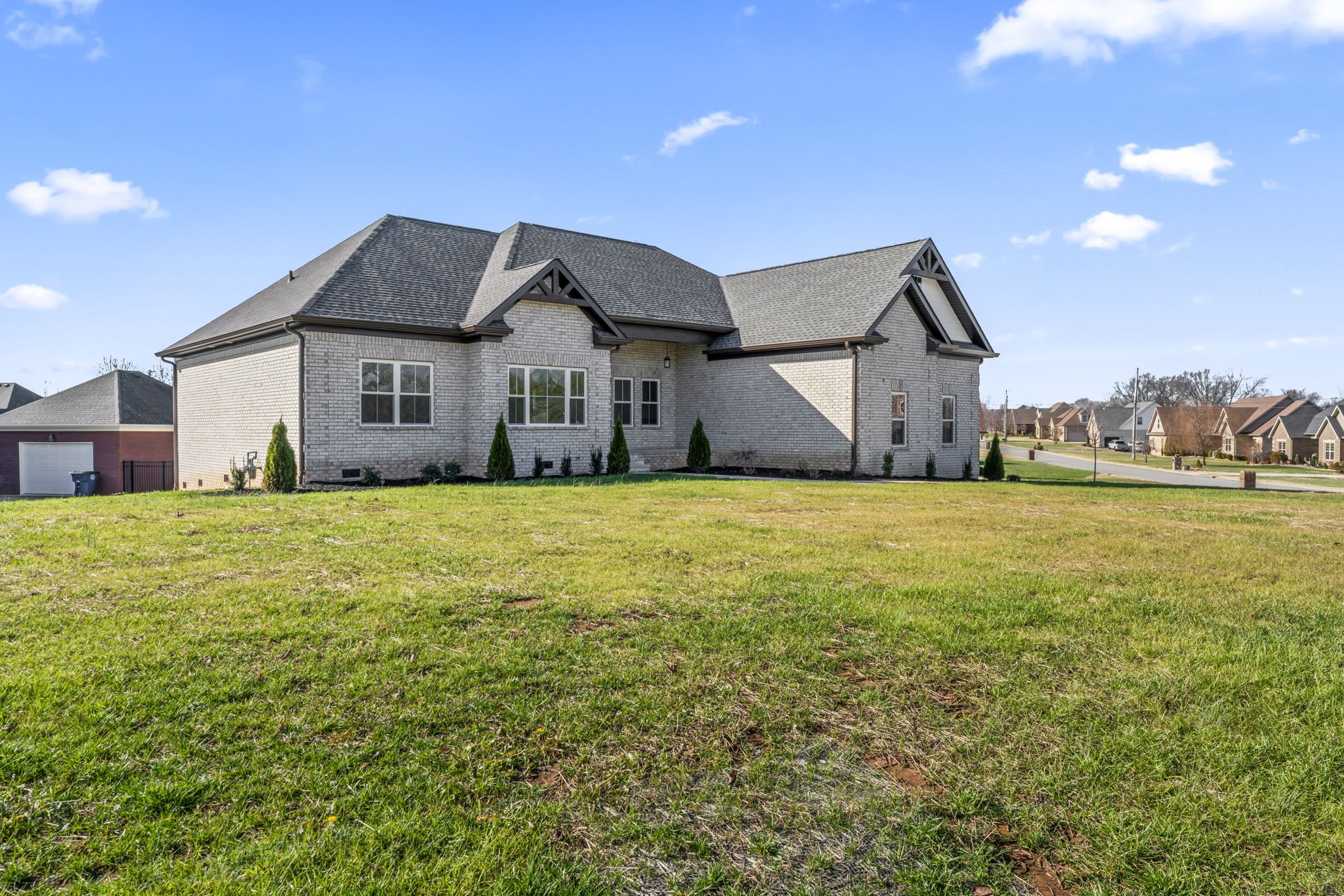 510 Apple Blossom Trl Property Photo 2