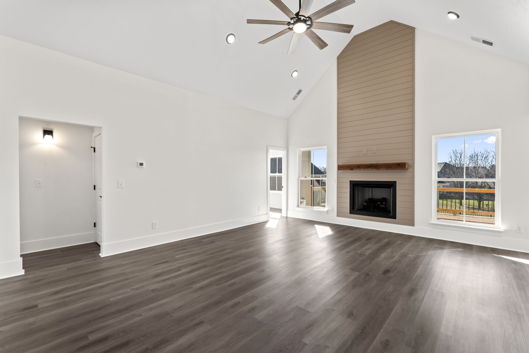 510 Apple Blossom Trl Property Photo 7
