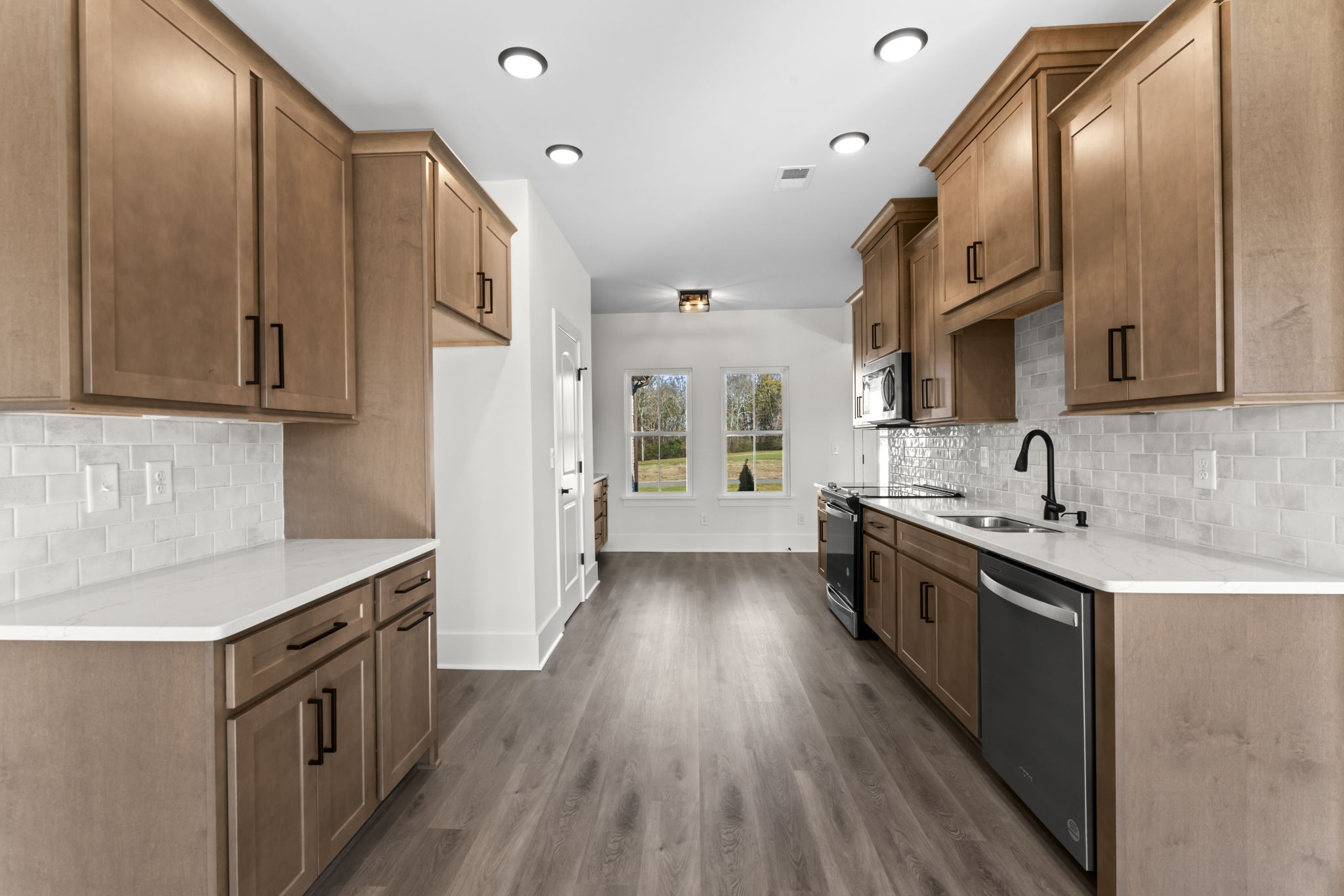 510 Apple Blossom Trl Property Photo 13