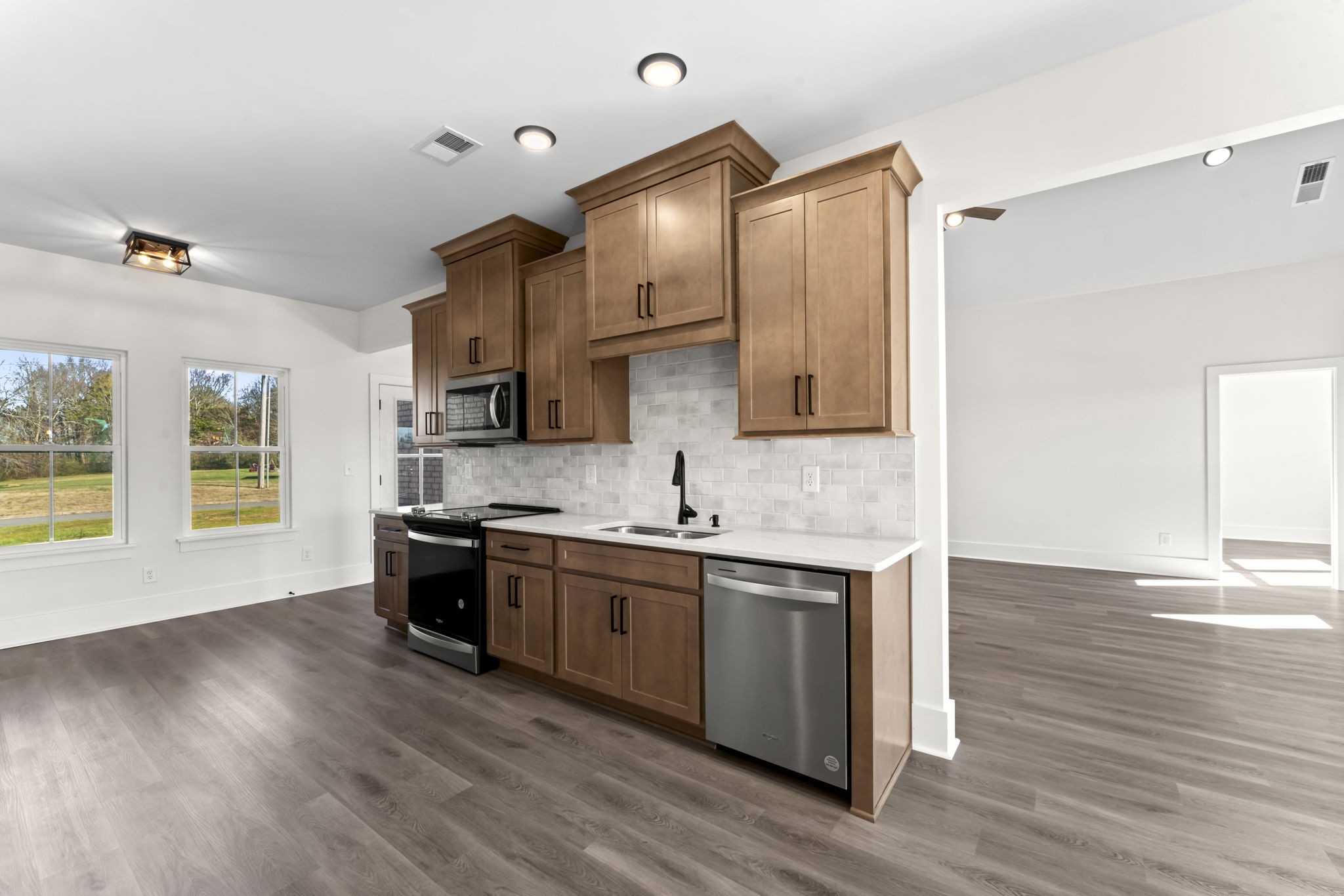 510 Apple Blossom Trl Property Photo 14