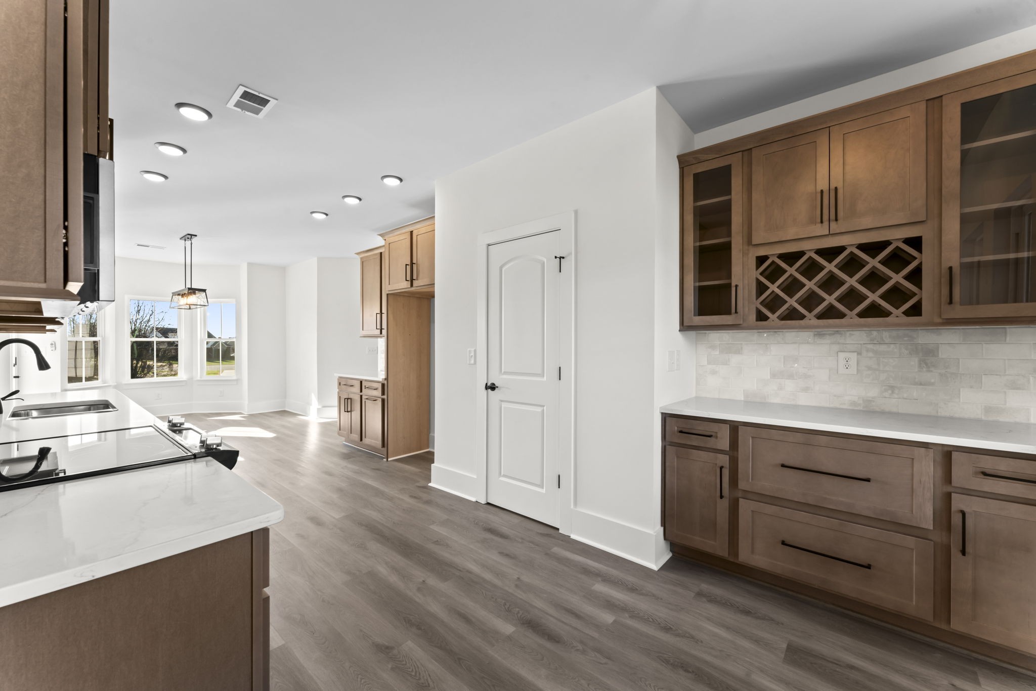 510 Apple Blossom Trl Property Photo 15