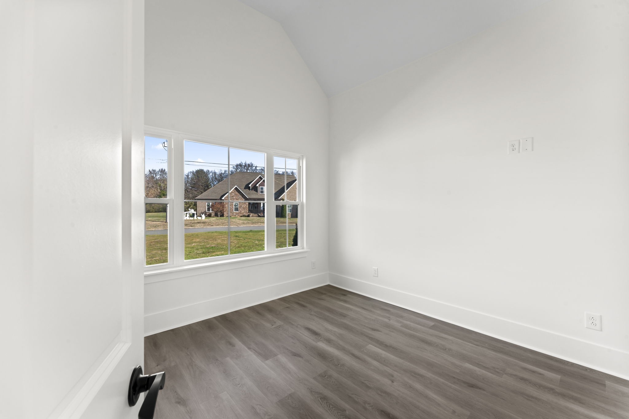 510 Apple Blossom Trl Property Photo 18