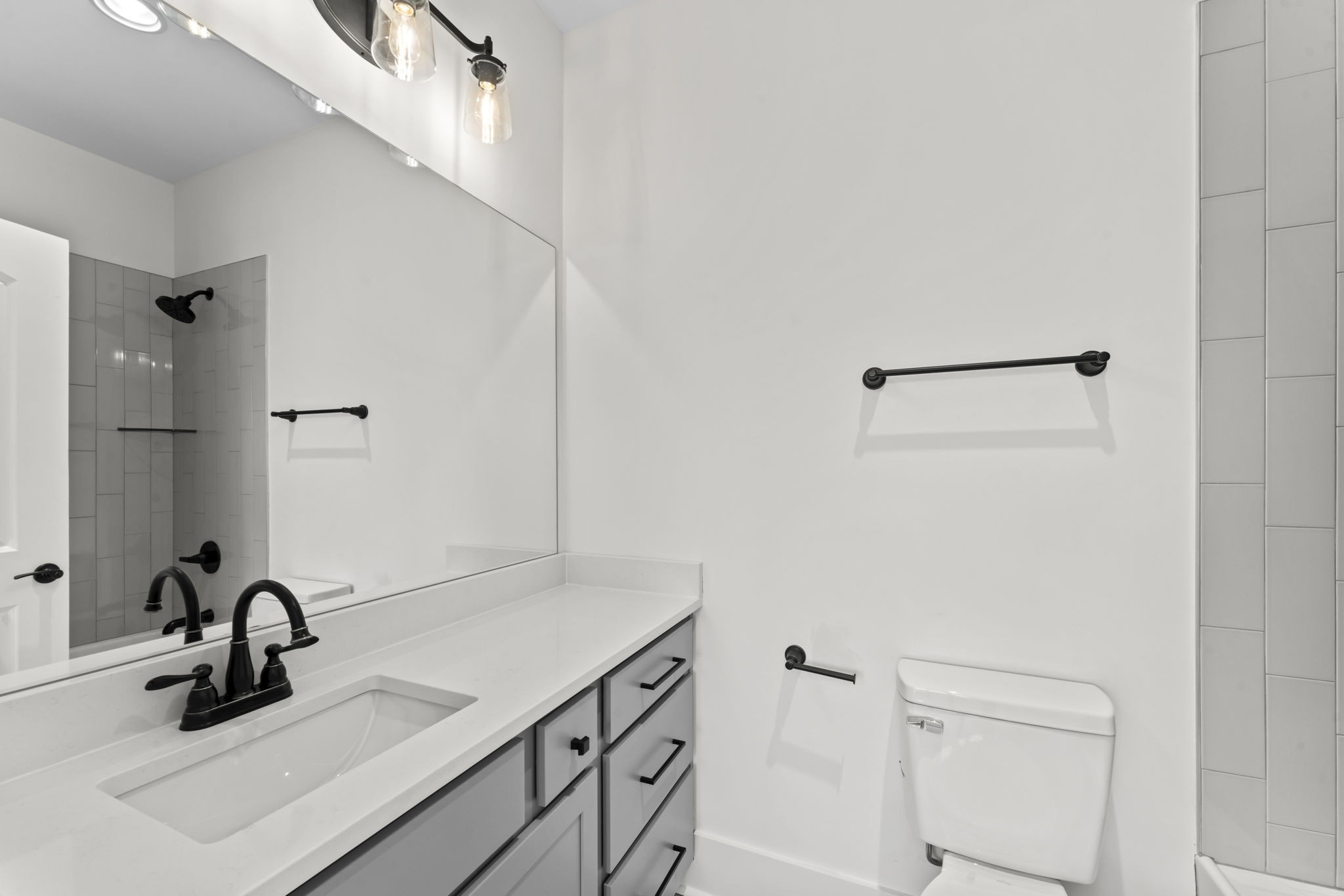 510 Apple Blossom Trl Property Photo 25