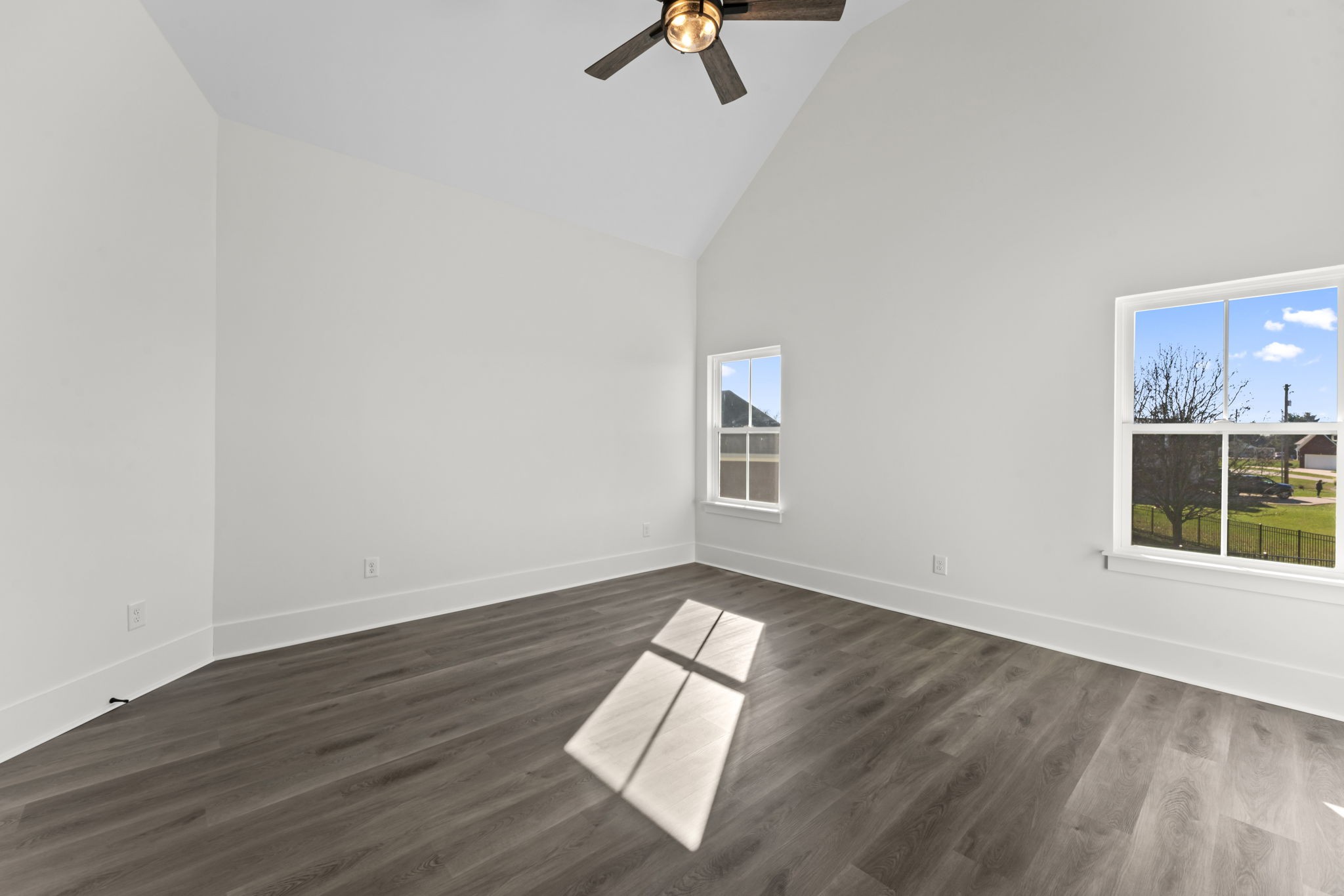 510 Apple Blossom Trl Property Photo 28