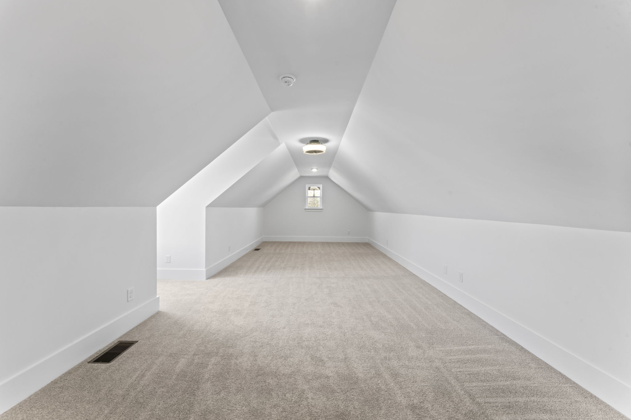 510 Apple Blossom Trl Property Photo 35