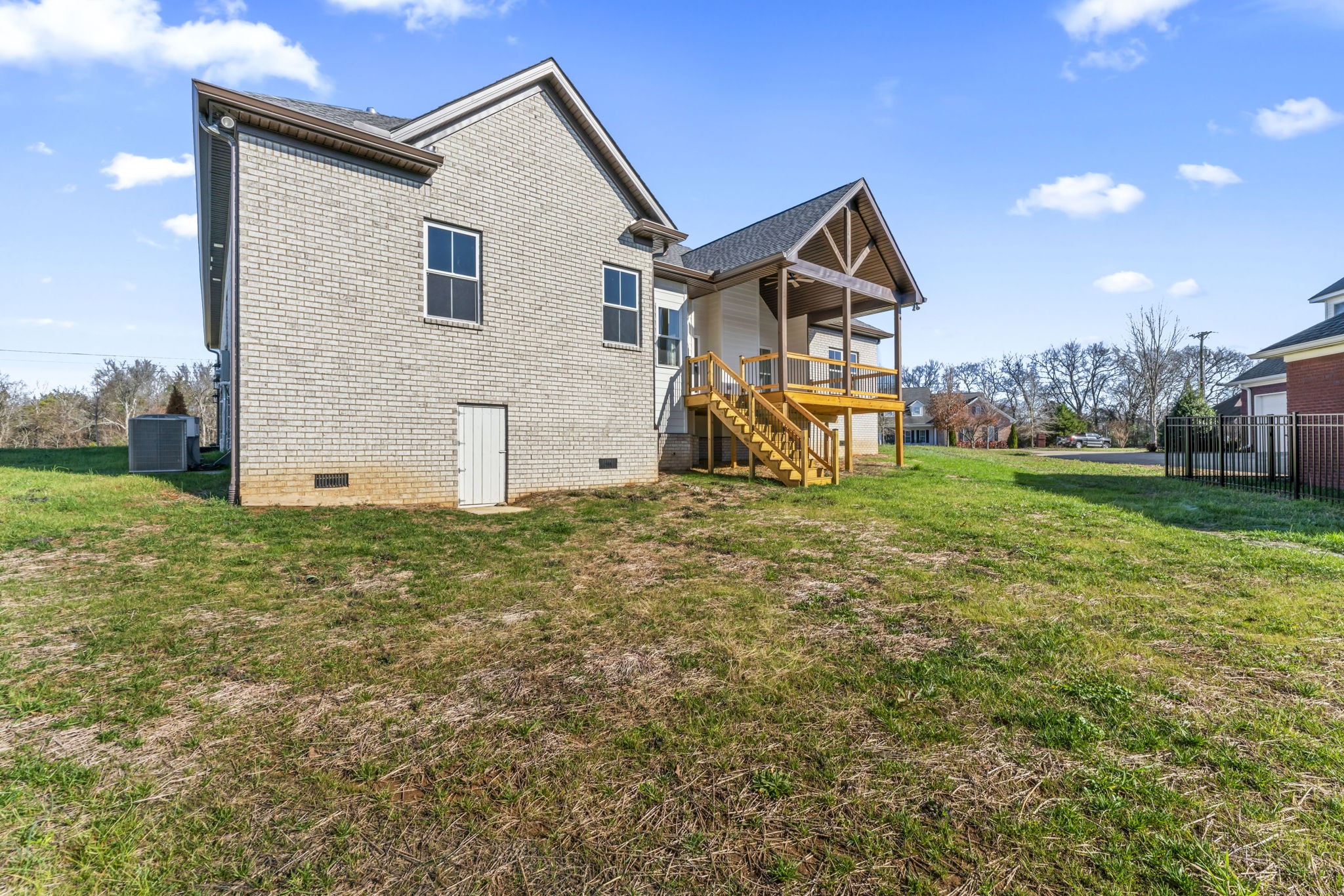 510 Apple Blossom Trl Property Photo 42