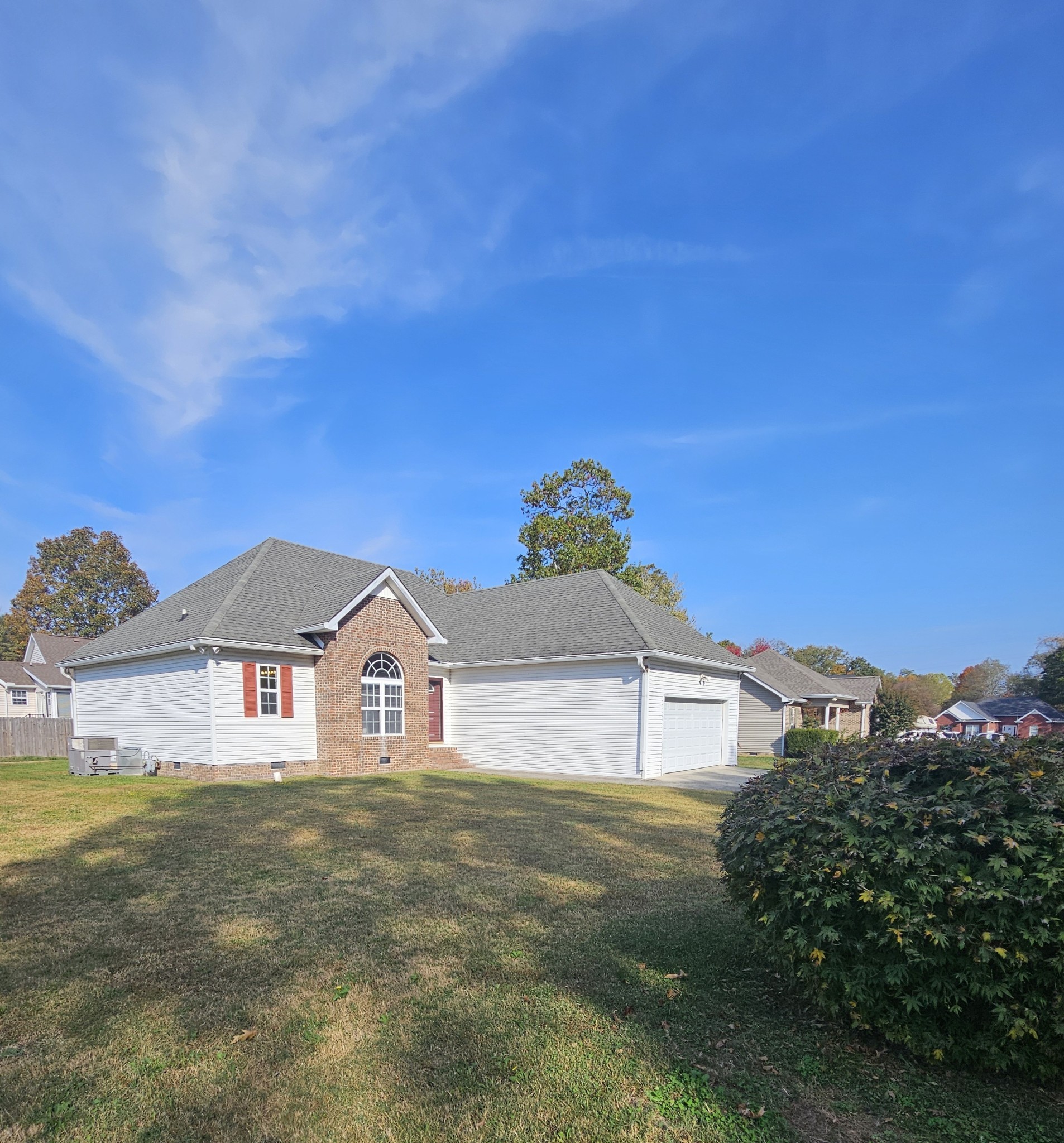 212 Jennings Cir Property Photo 3