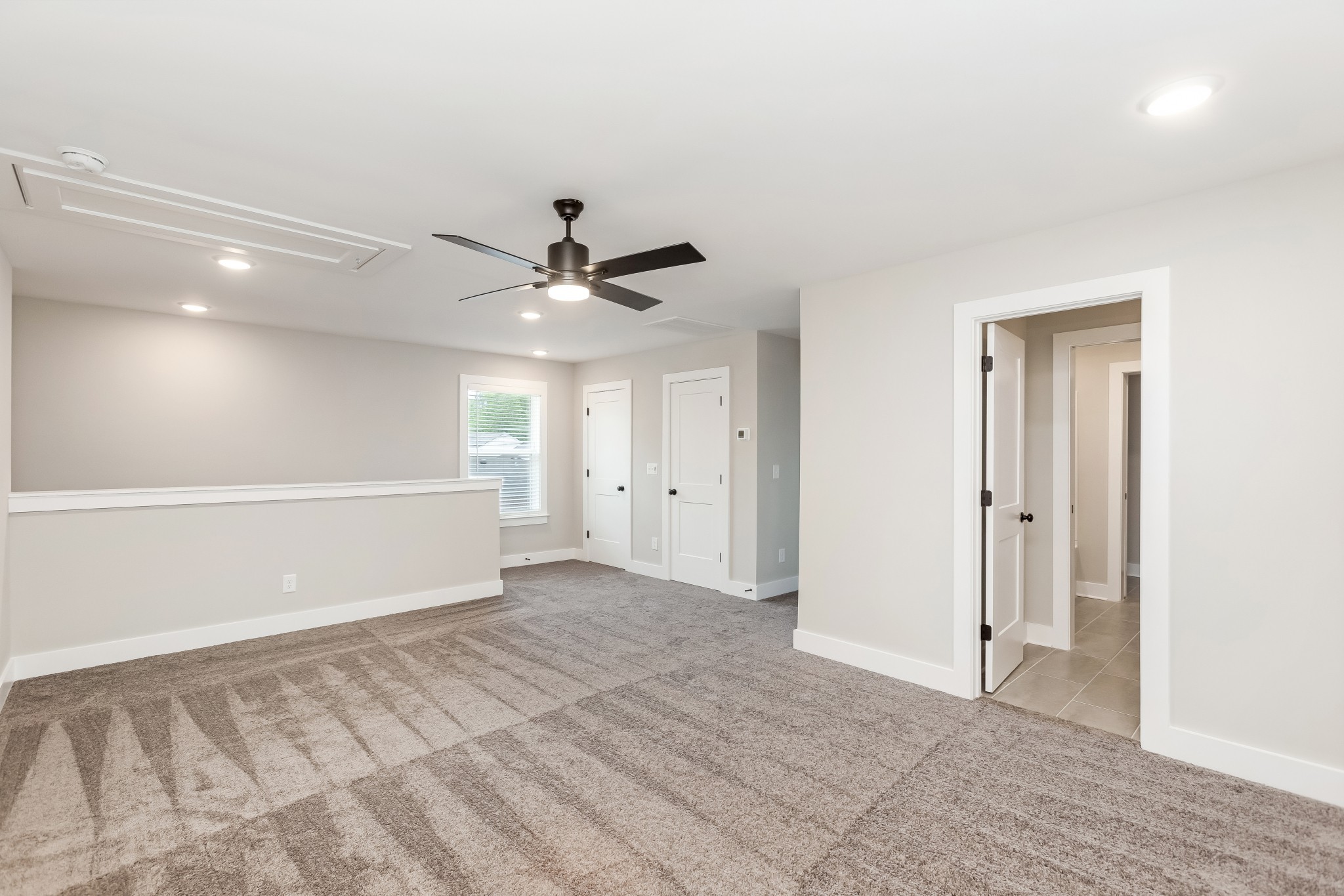 300 Jasmine Park Property Photo 25