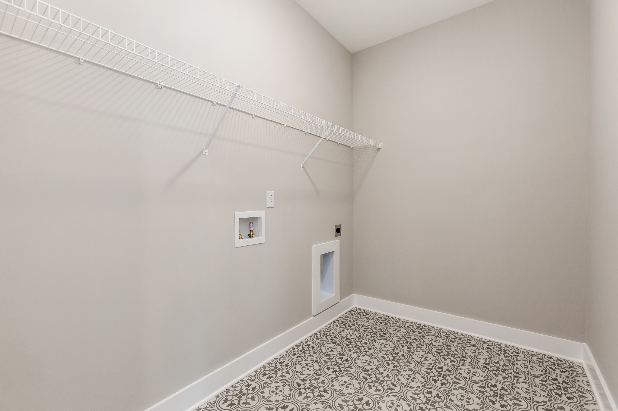 300 Jasmine Park Property Photo 27