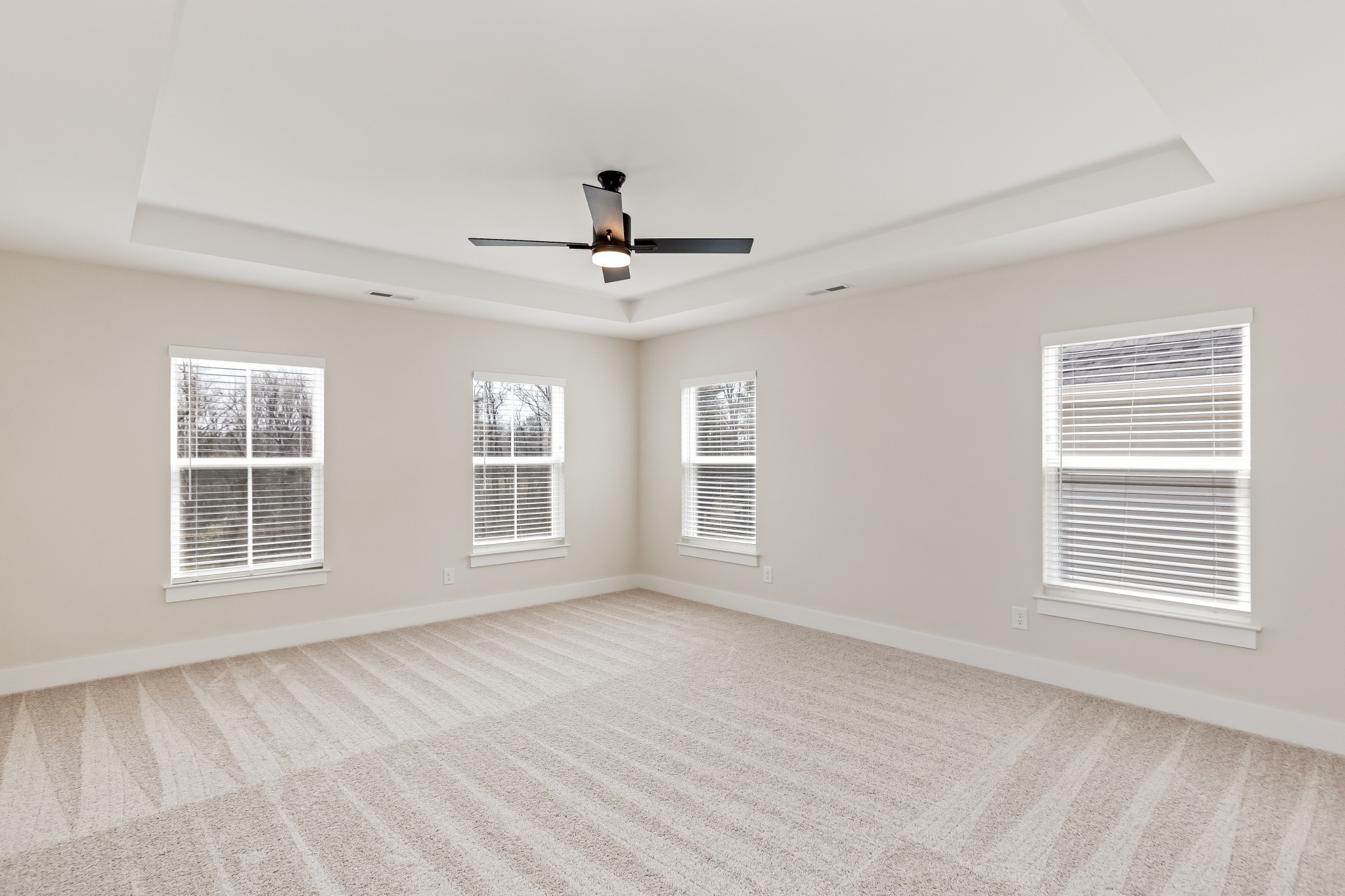 323 Jasmine Park Property Photo 19
