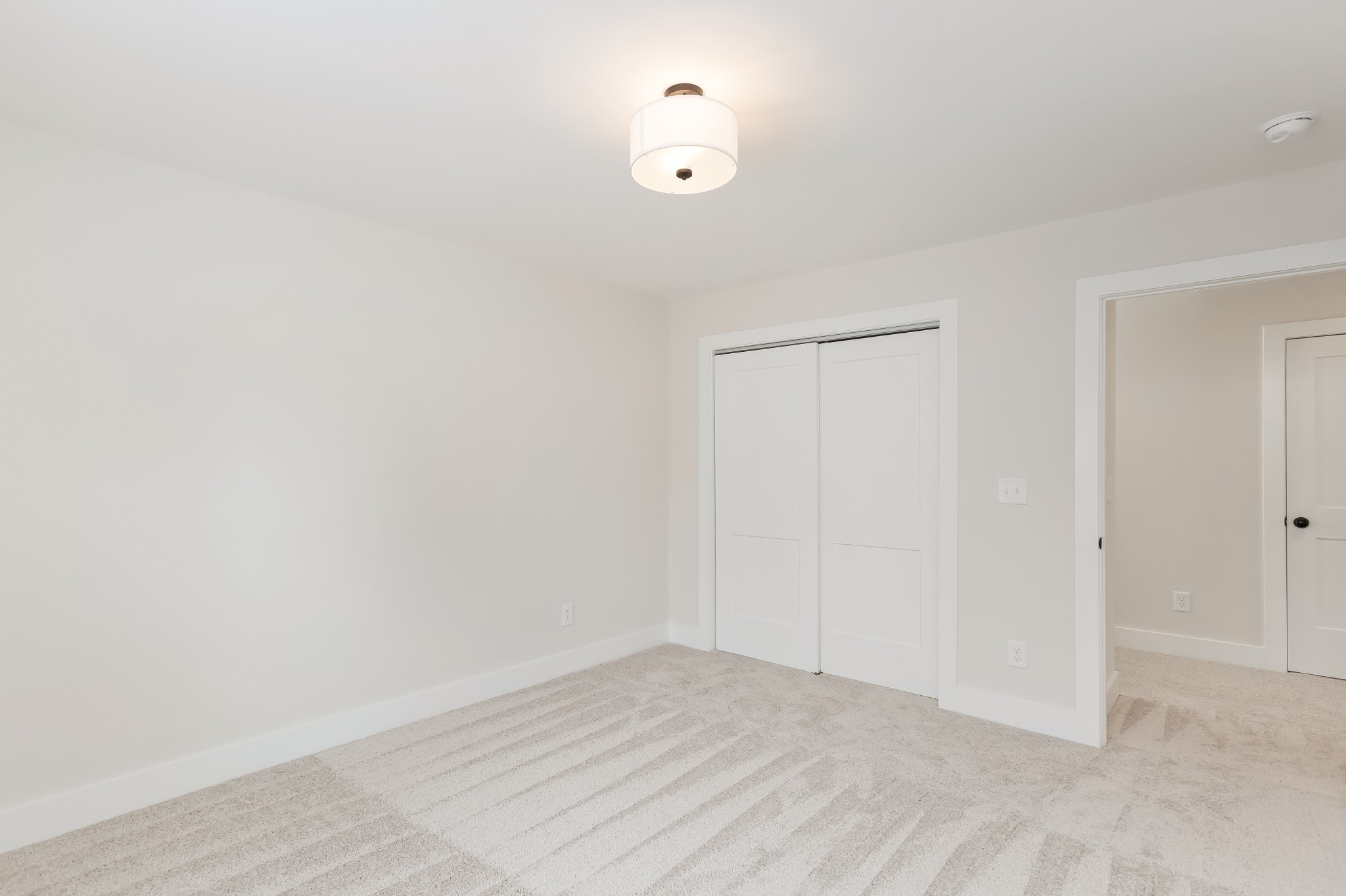 323 Jasmine Park Property Photo 21
